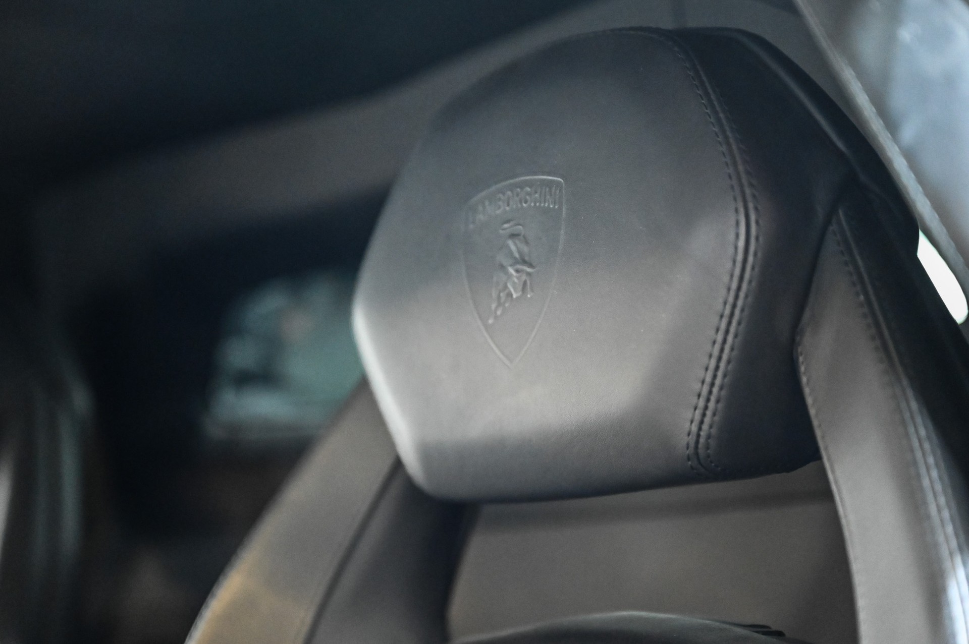 LAMBORGHINI Aventador 6.5-image-32