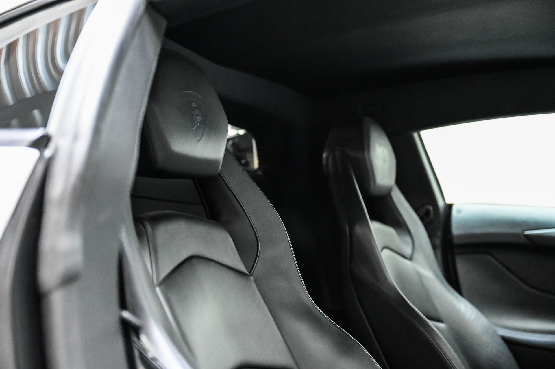LAMBORGHINI Aventador 6.5-image-34