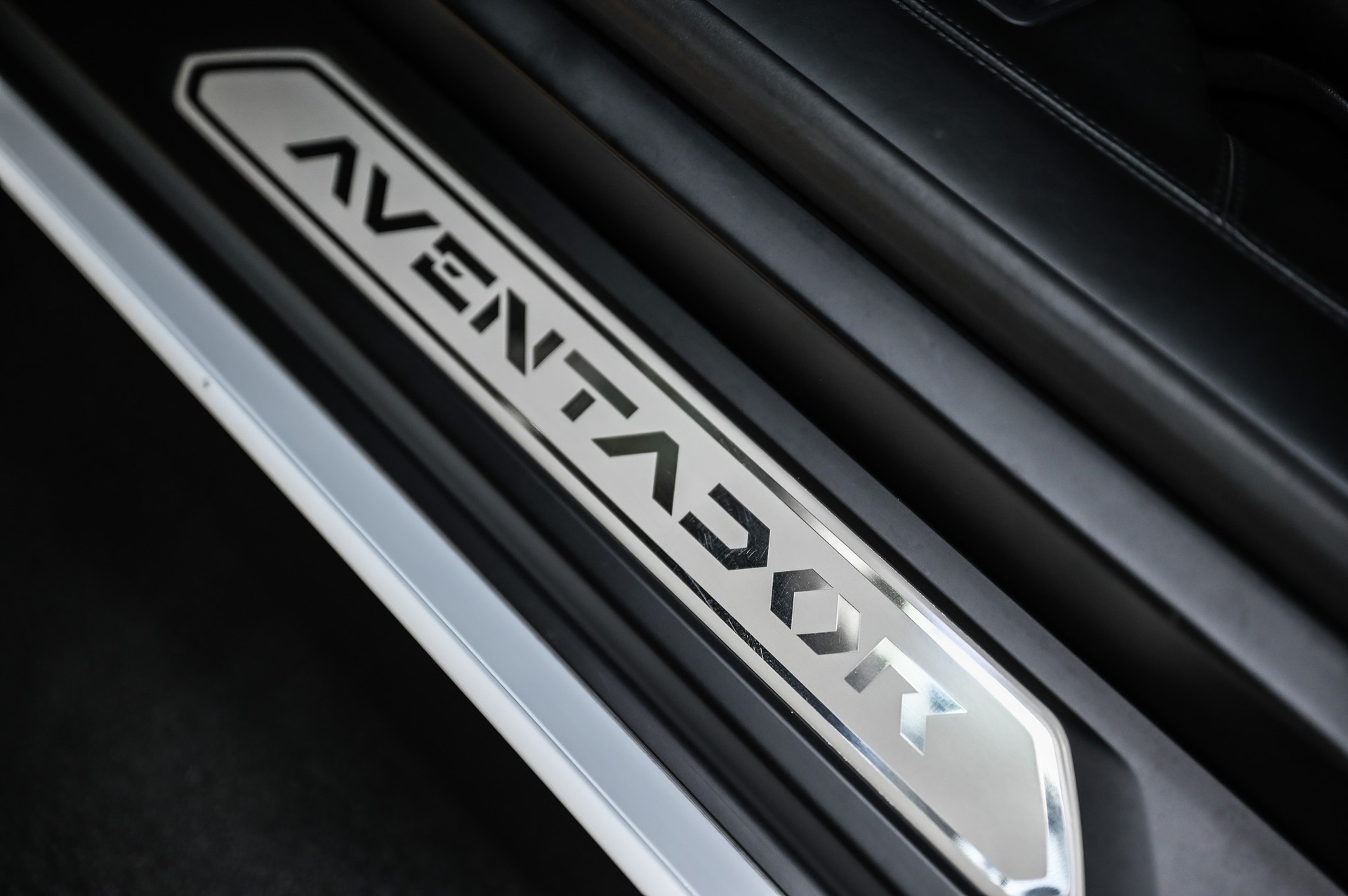 LAMBORGHINI Aventador 6.5-image-37