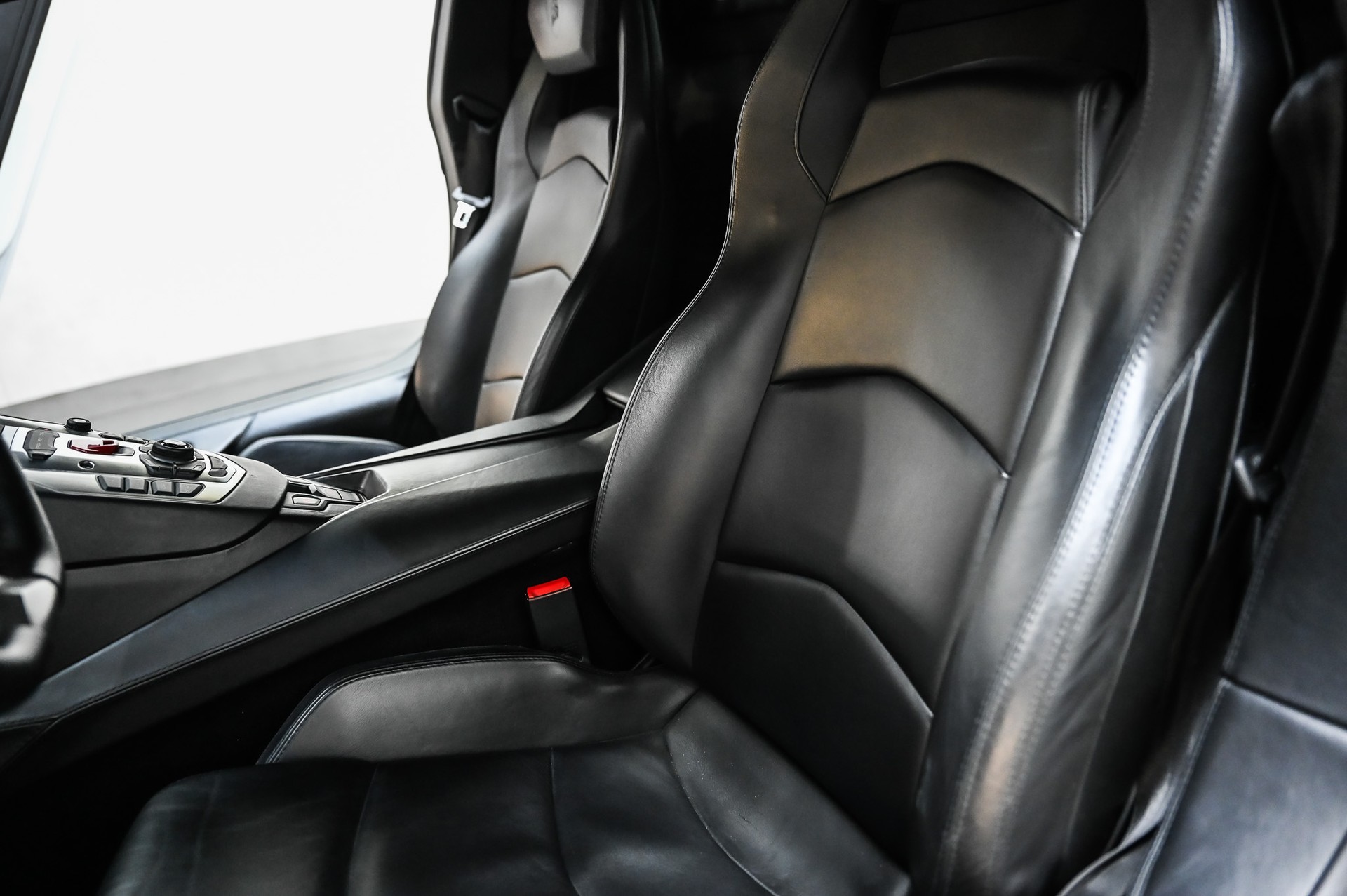 LAMBORGHINI Aventador 6.5-image-31
