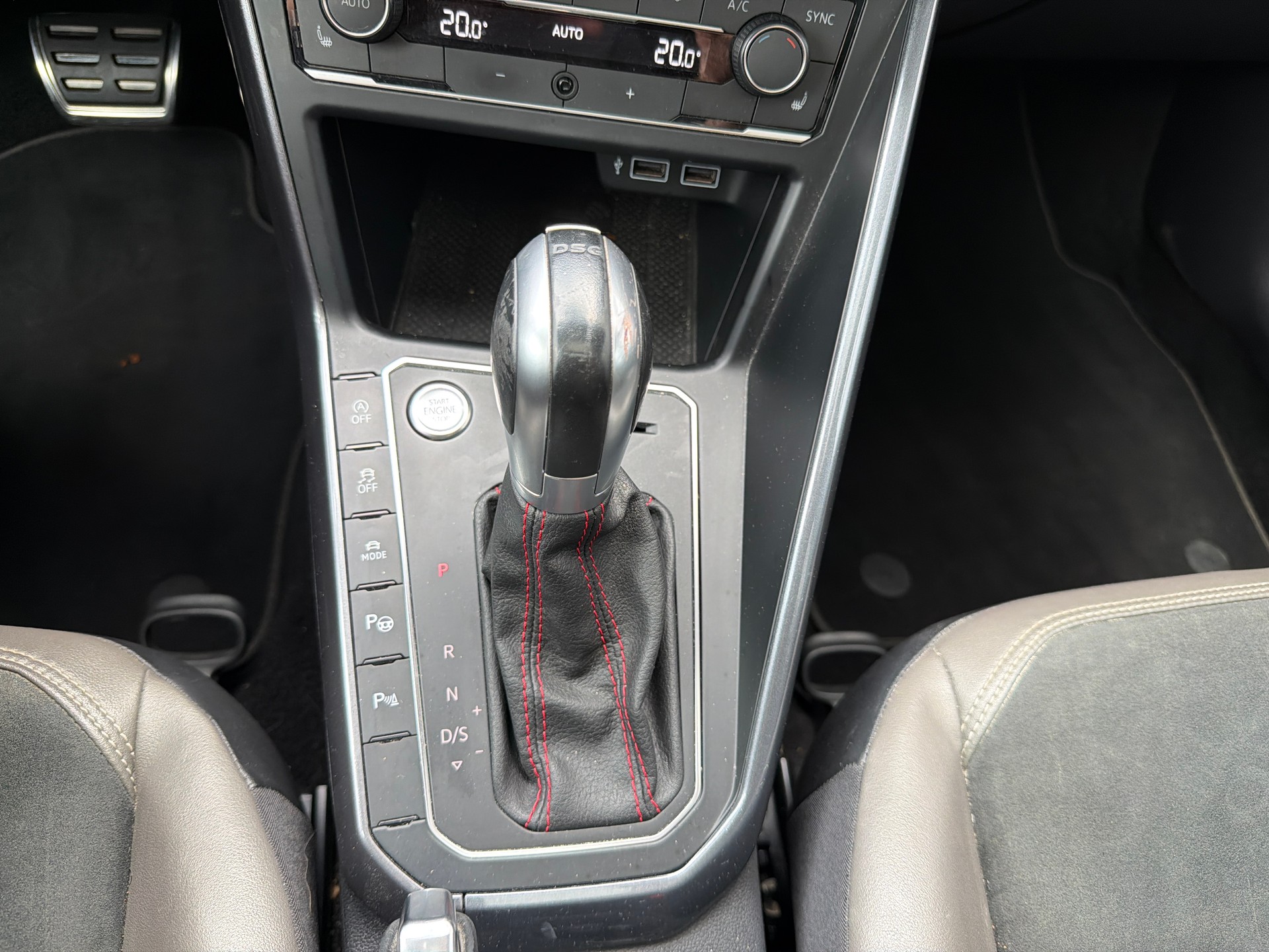 VW Polo 2.0 TSI GTI DSG-image-15