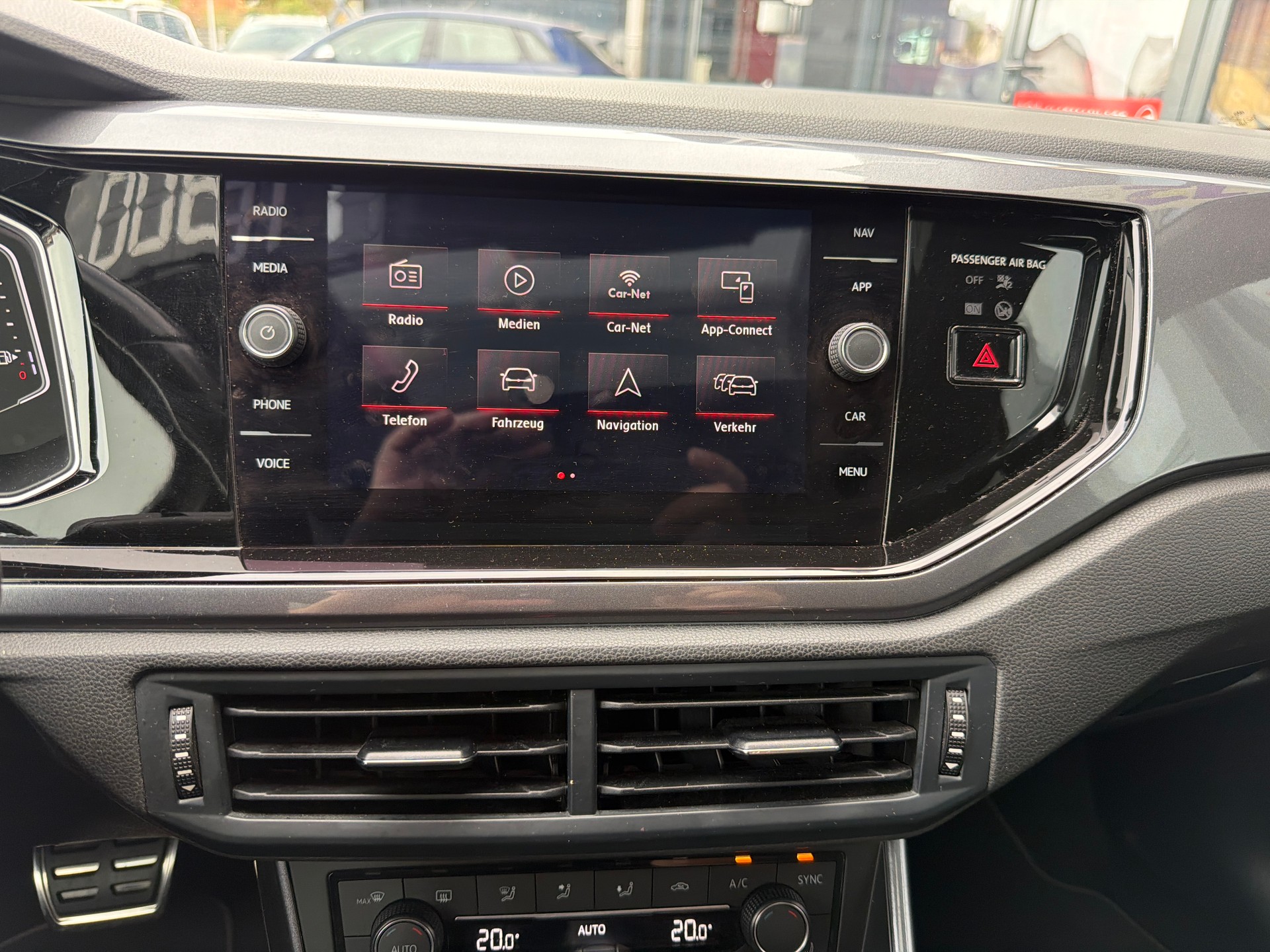VW Polo 2.0 TSI GTI DSG-image-13