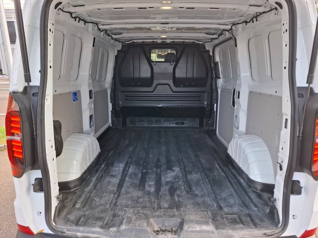 VW e-Transporter 70 kWh-image-19