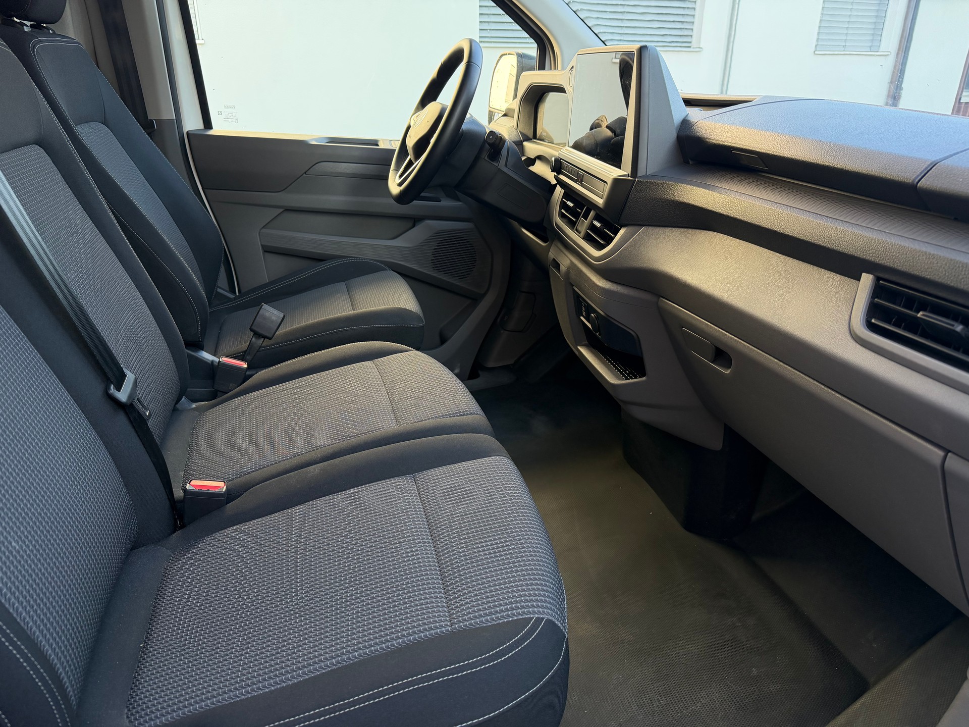 VW e-Transporter 70 kWh-image-15