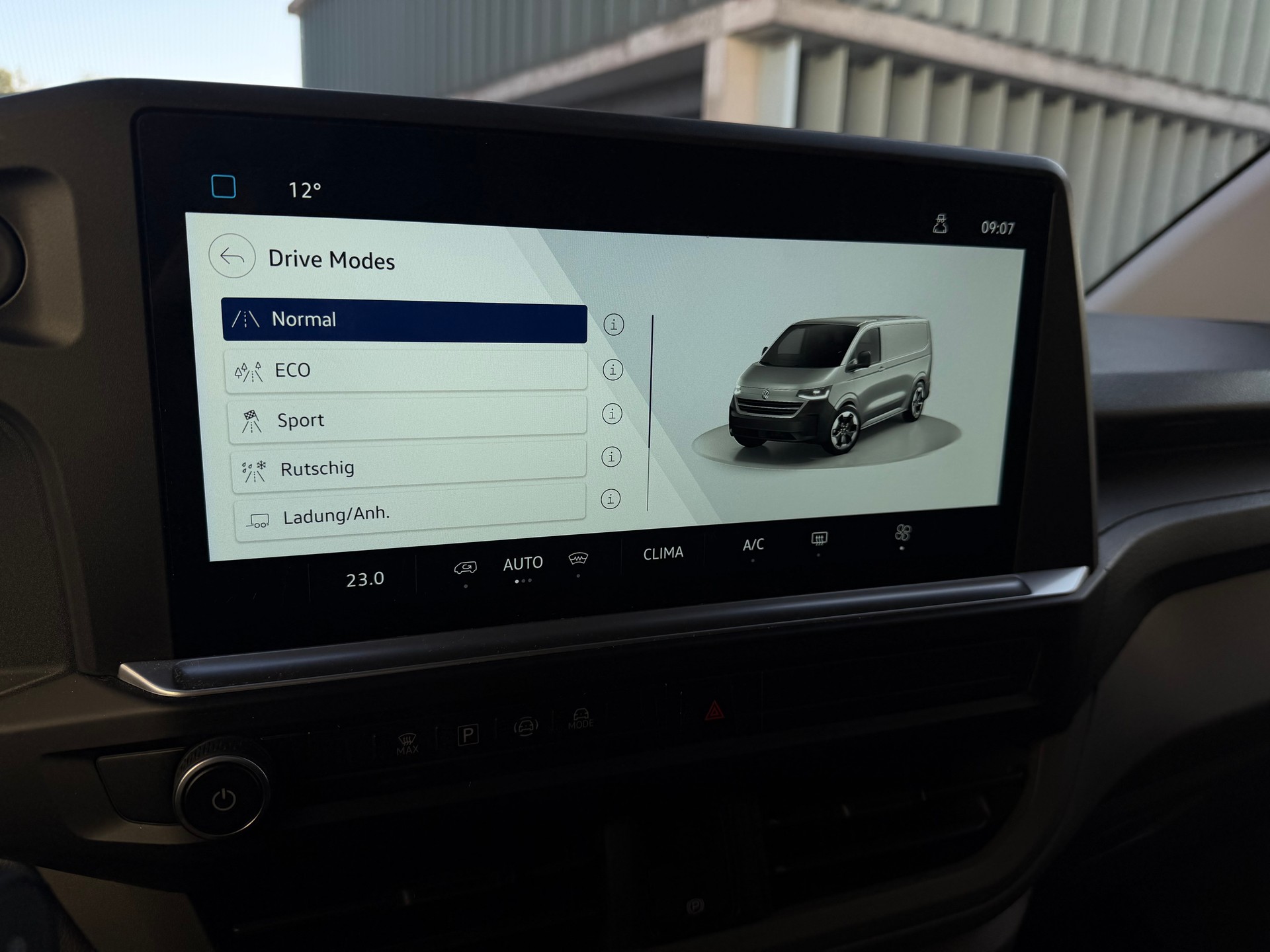 VW e-Transporter 70 kWh-image-26