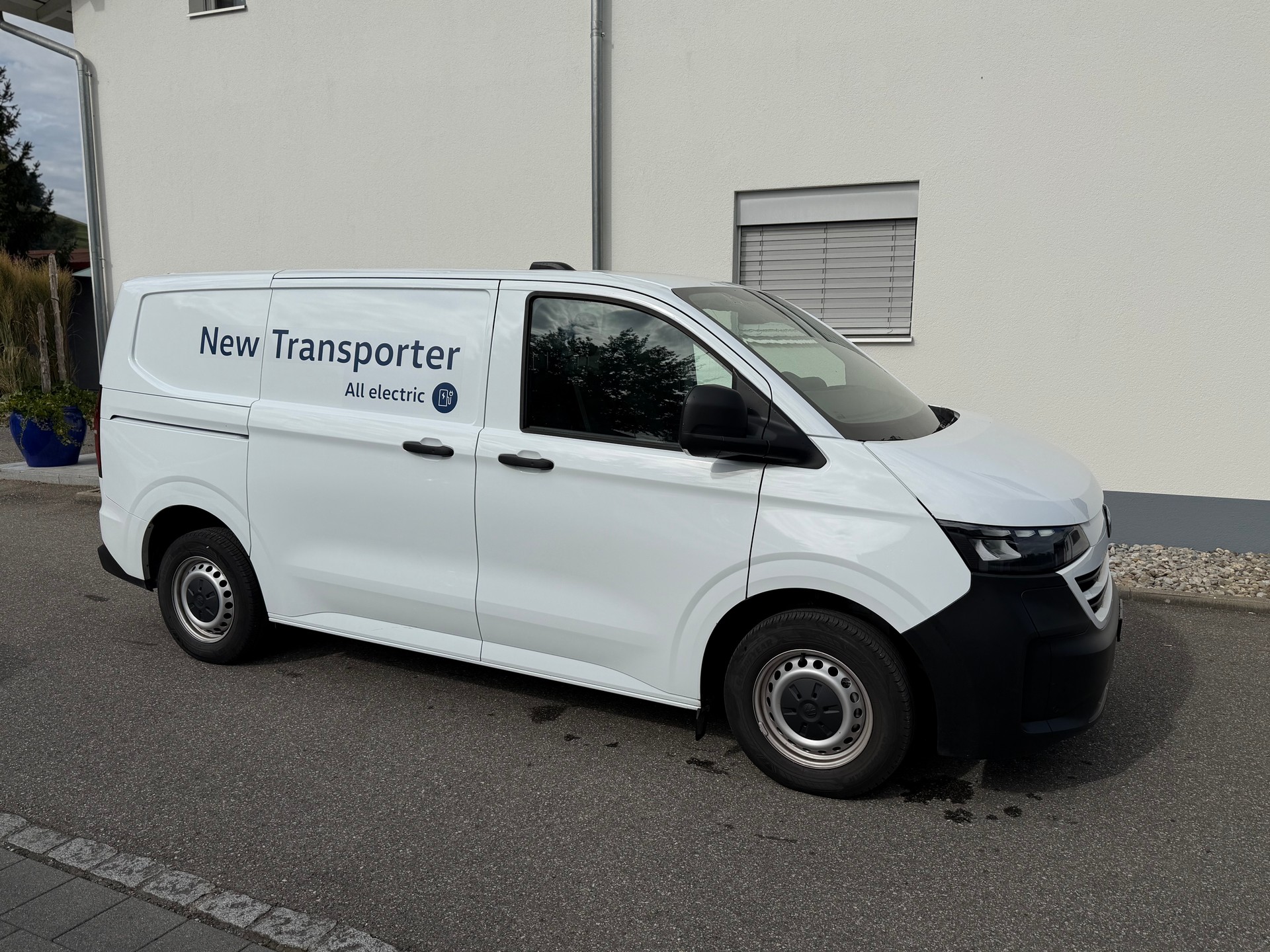 VW e-Transporter 70 kWh-image-2