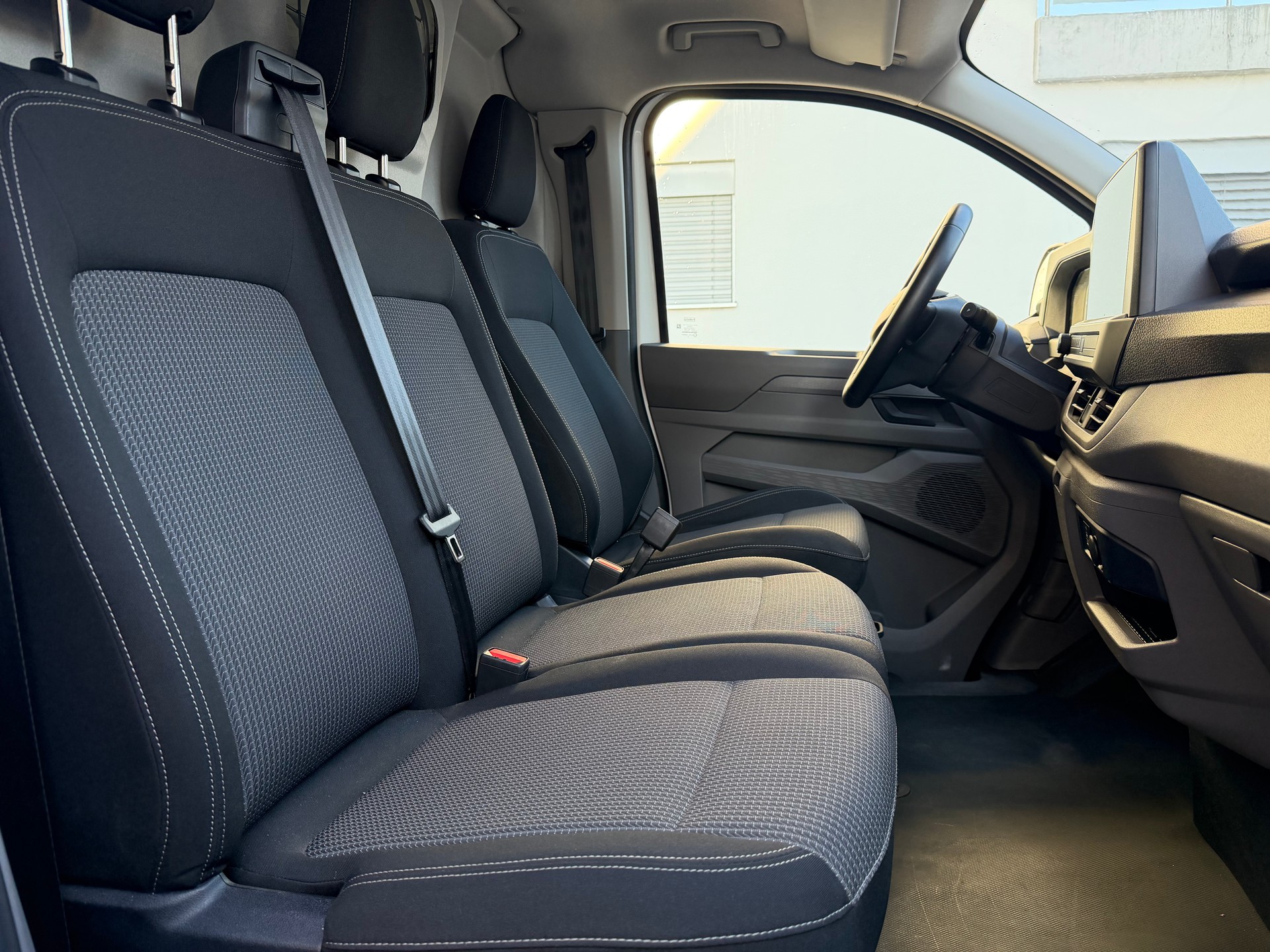VW e-Transporter 70 kWh-image-16