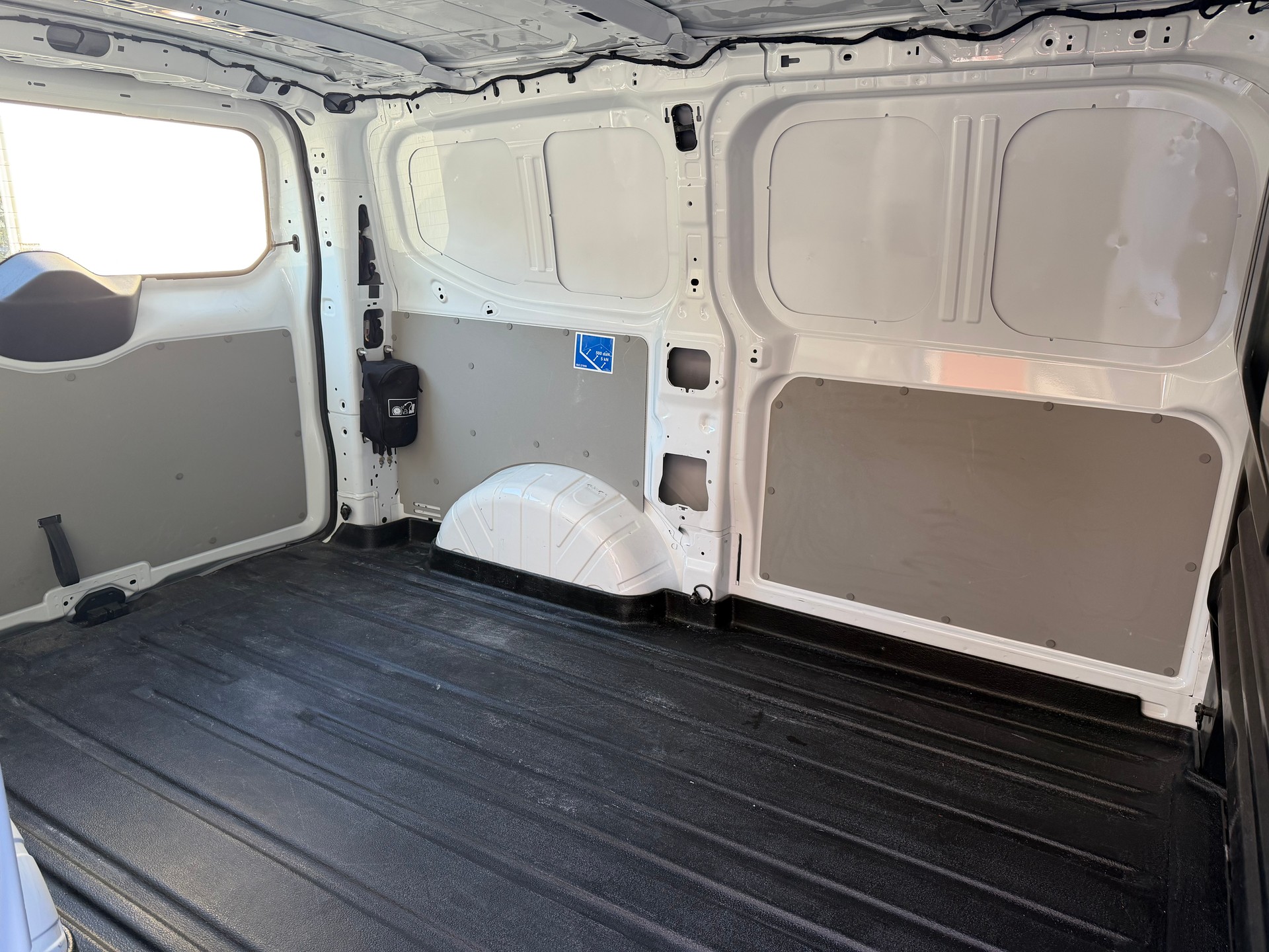 VW e-Transporter 70 kWh-image-28