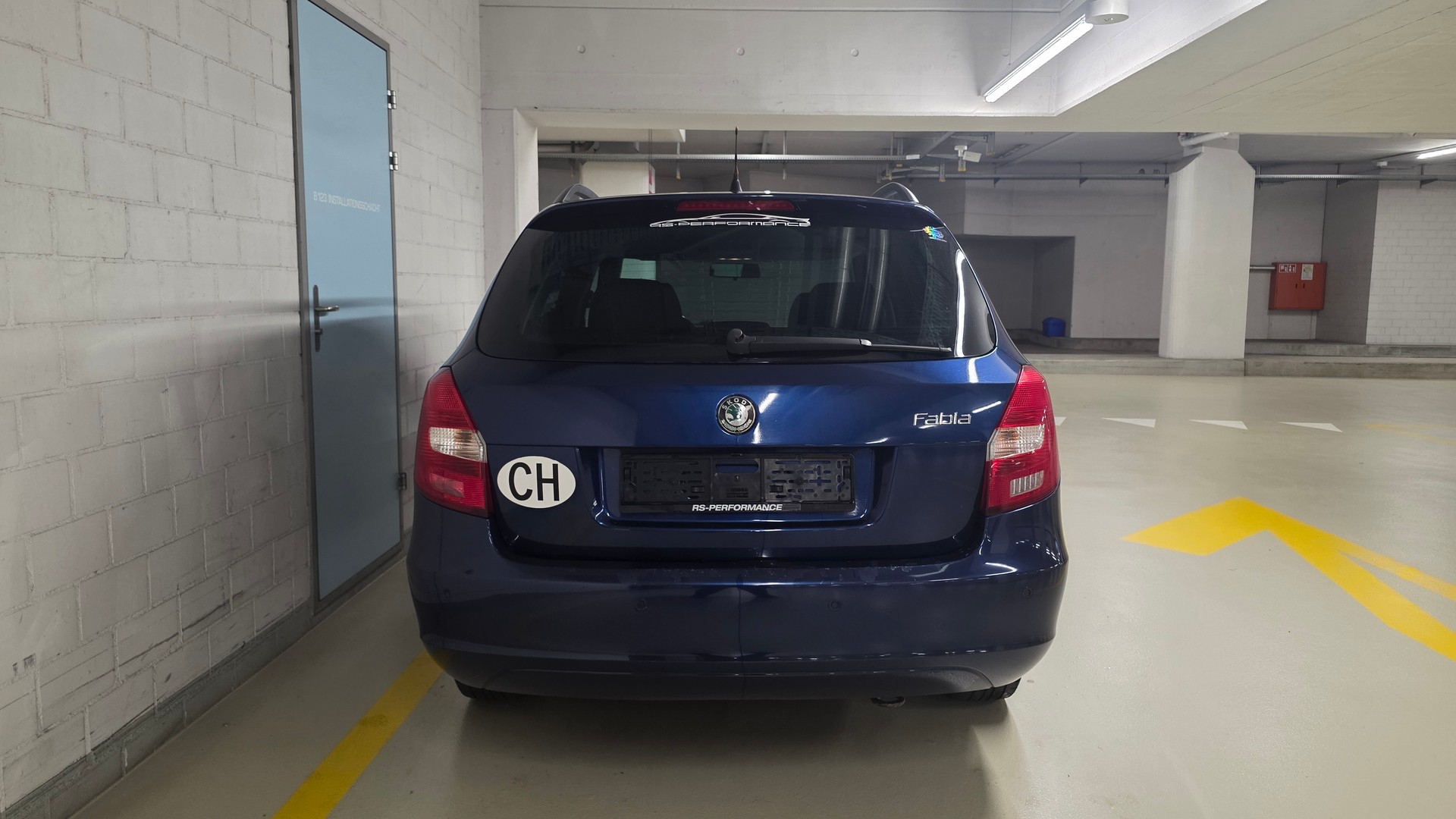 SKODA Fabia 1.9 TDI Sport Combi-image-3