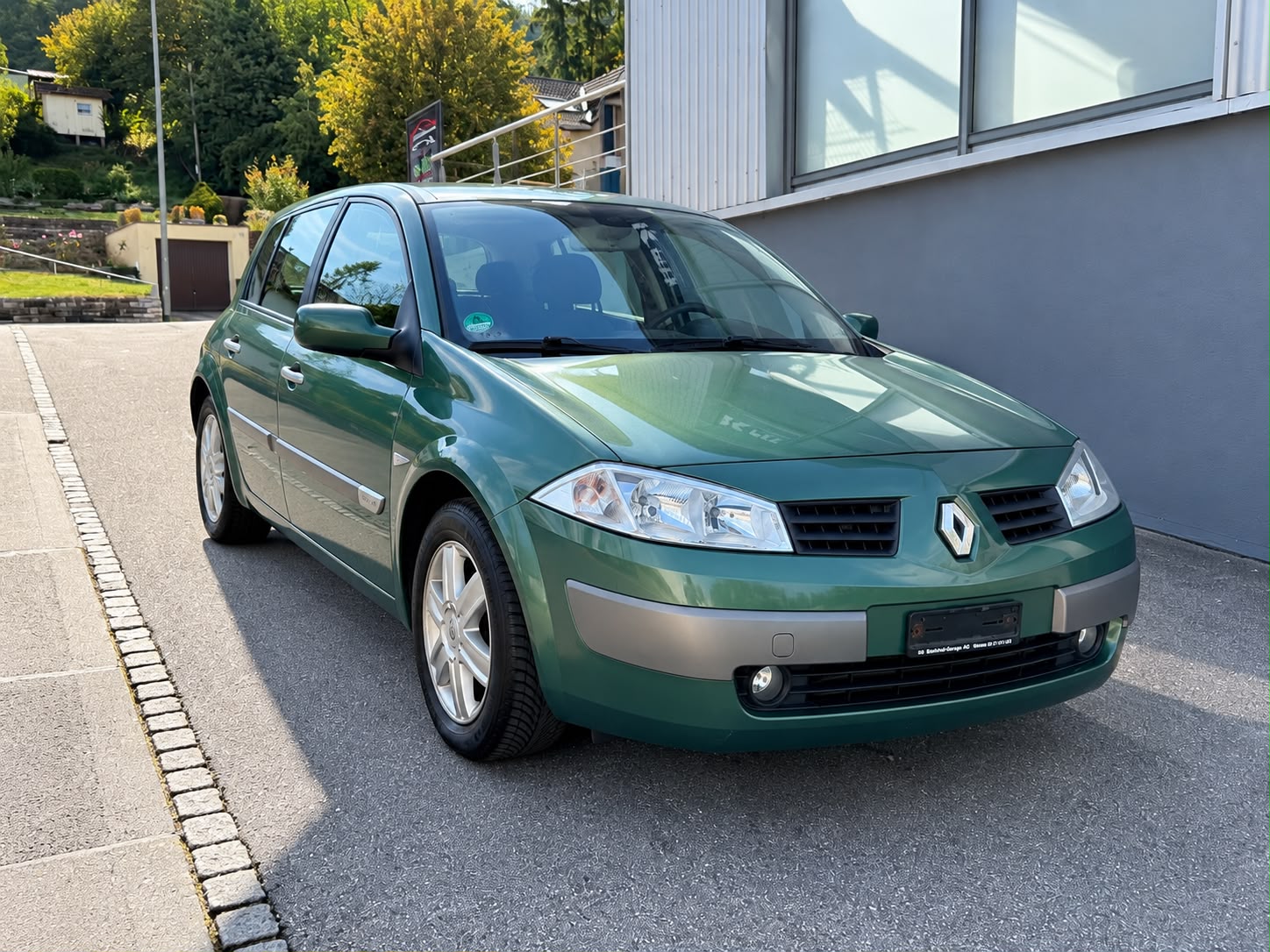 RENAULT Mégane 2.0 16V Dynamique-image-0