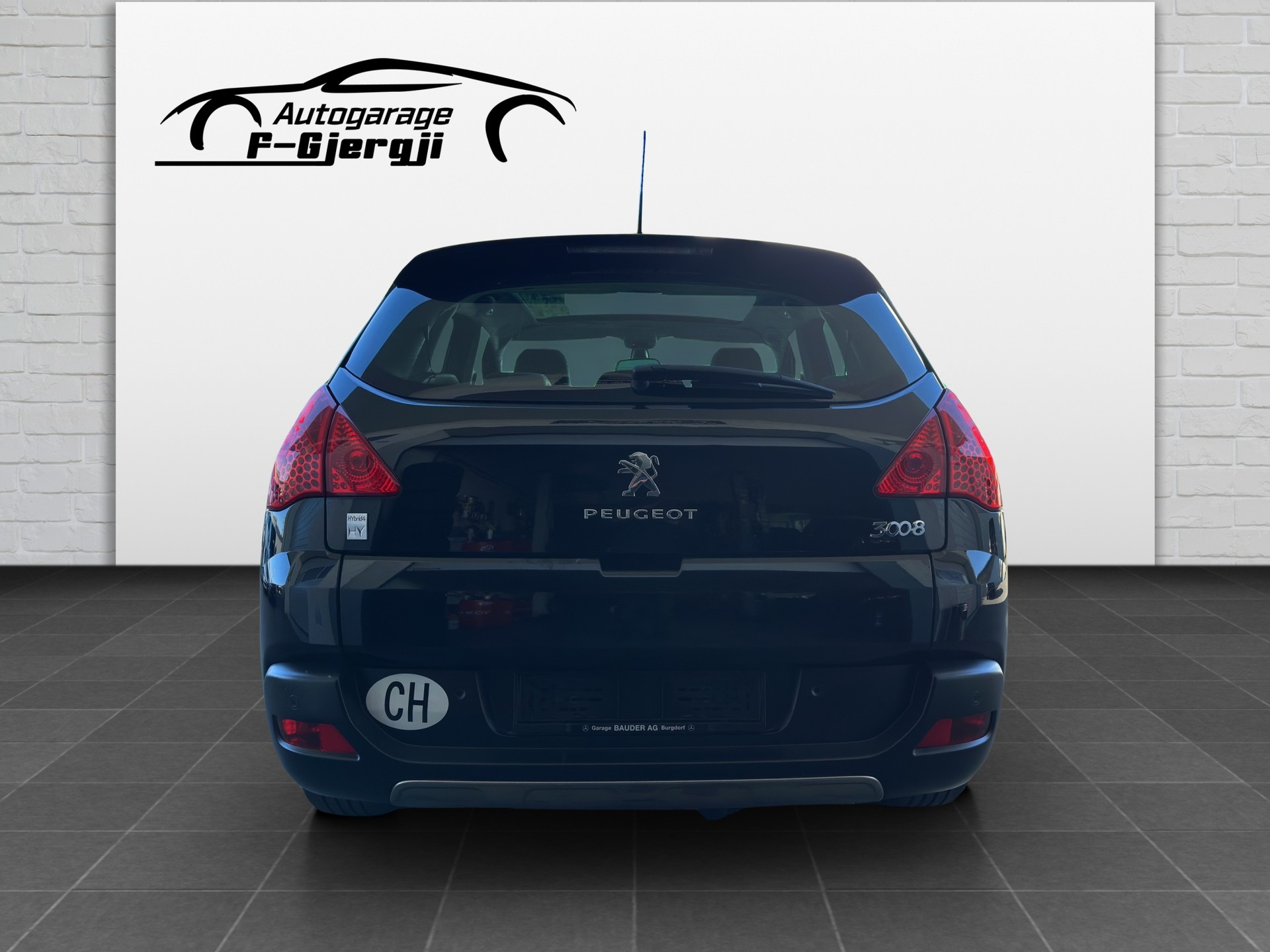 PEUGEOT 3008 HYbrid4 2.0 HDI EGS6-image-14