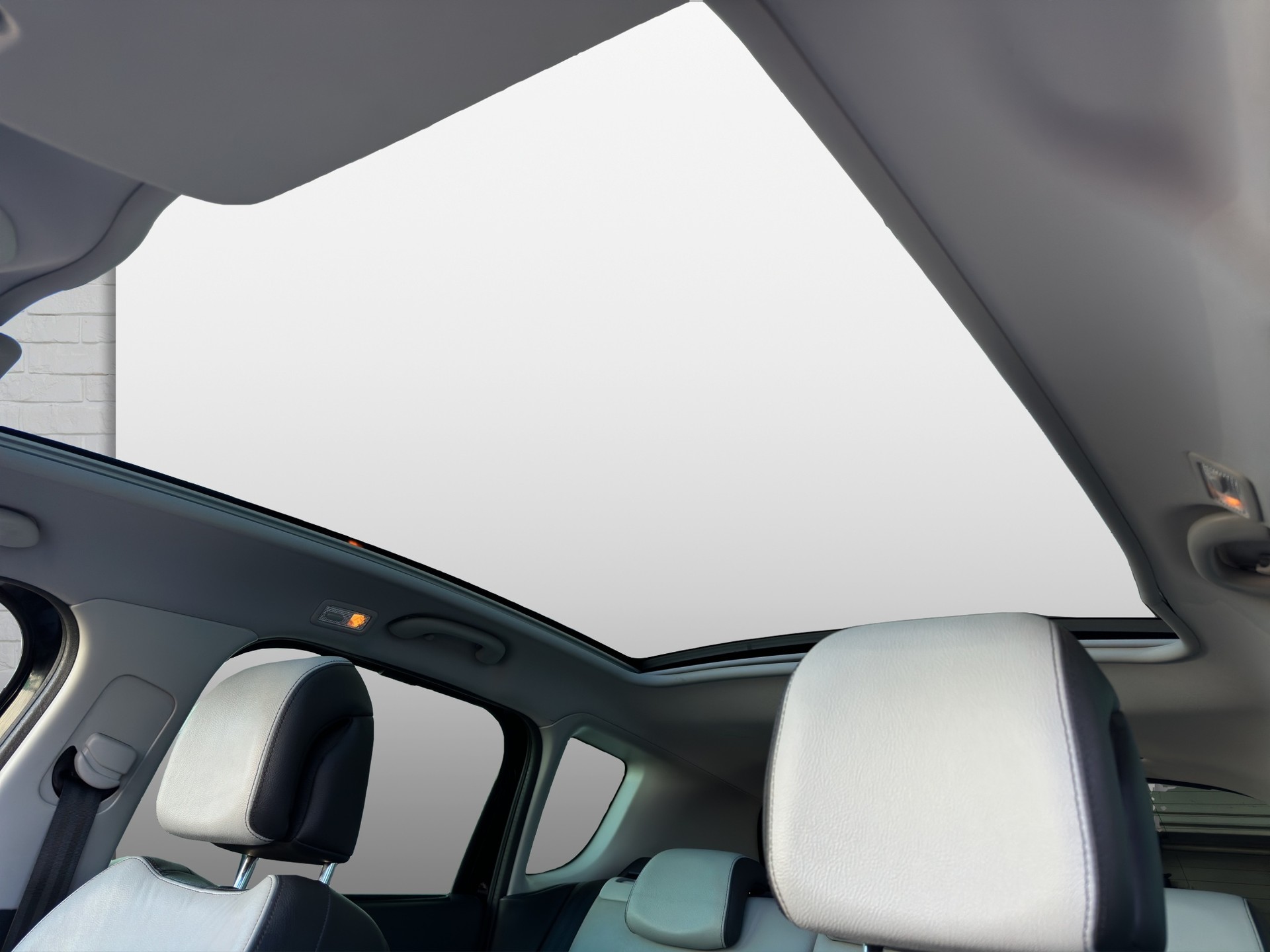 PEUGEOT 3008 HYbrid4 2.0 HDI EGS6-image-13