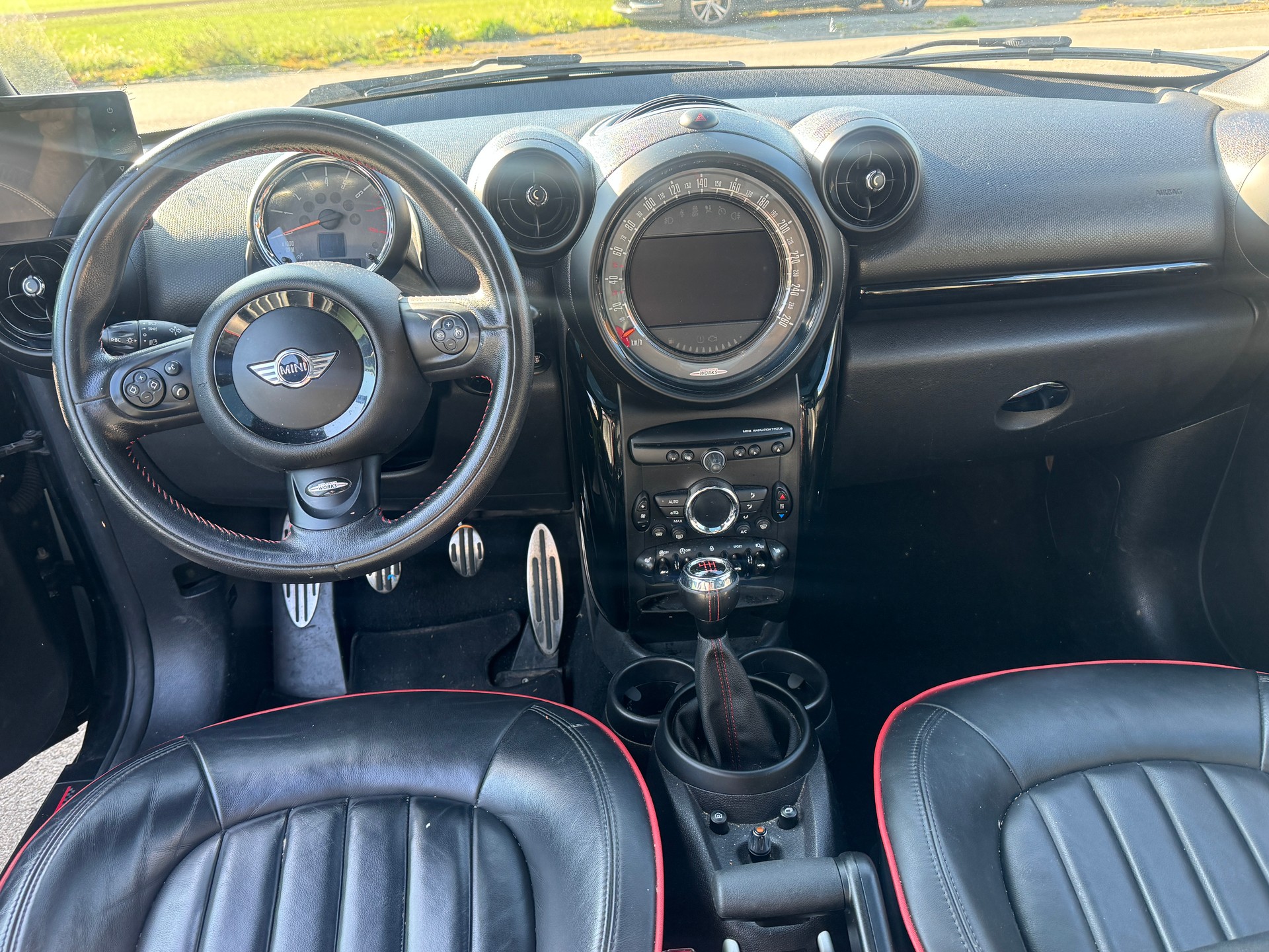 MINI Countryman John Cooper Works ALL4-image-5