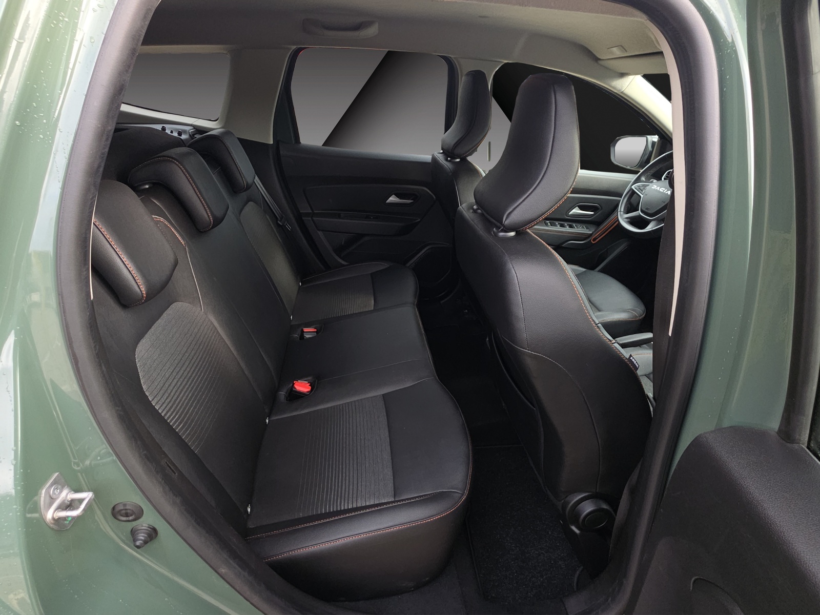 DACIA Duster TCe 150 Journey 4x4-image-17