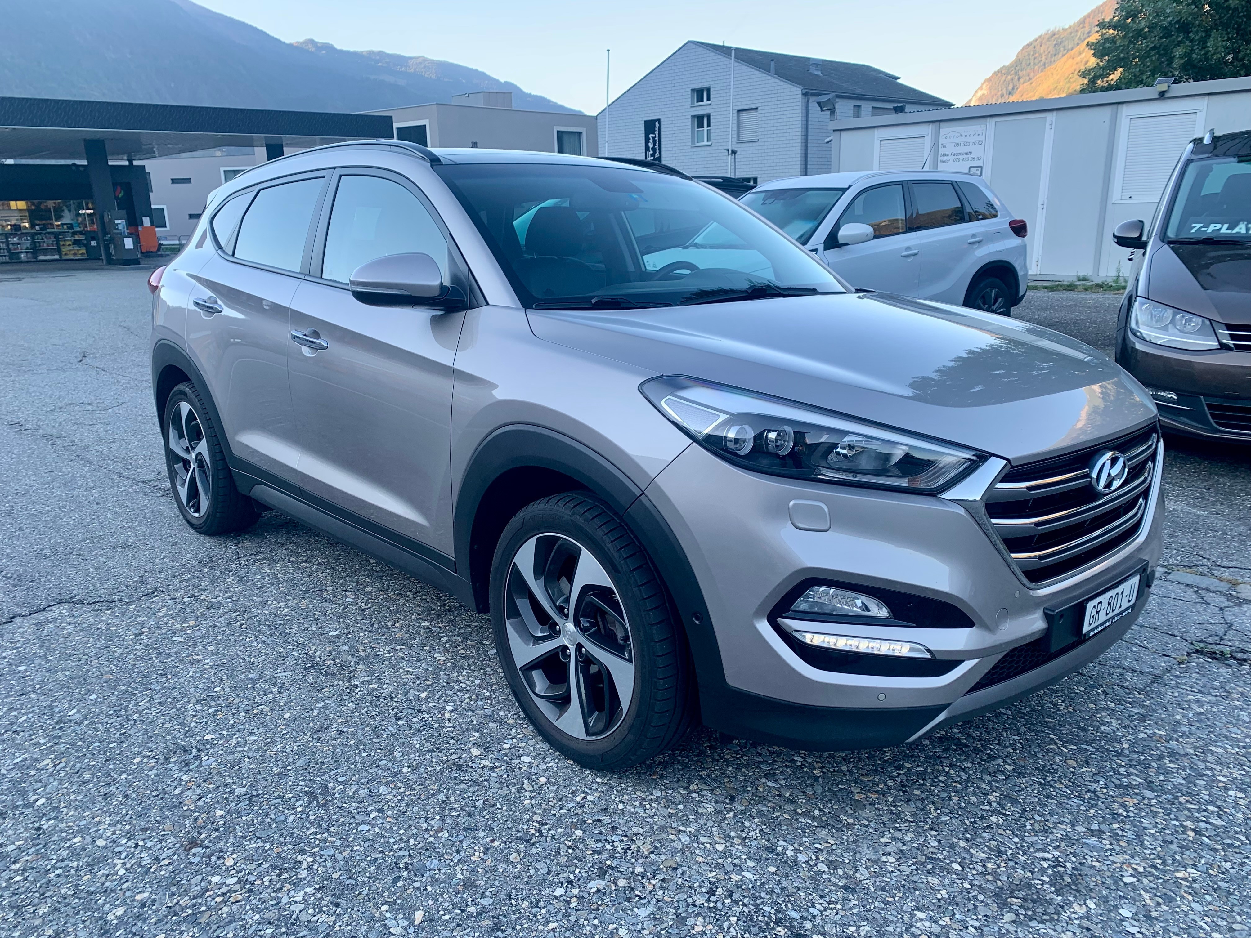 Car photo