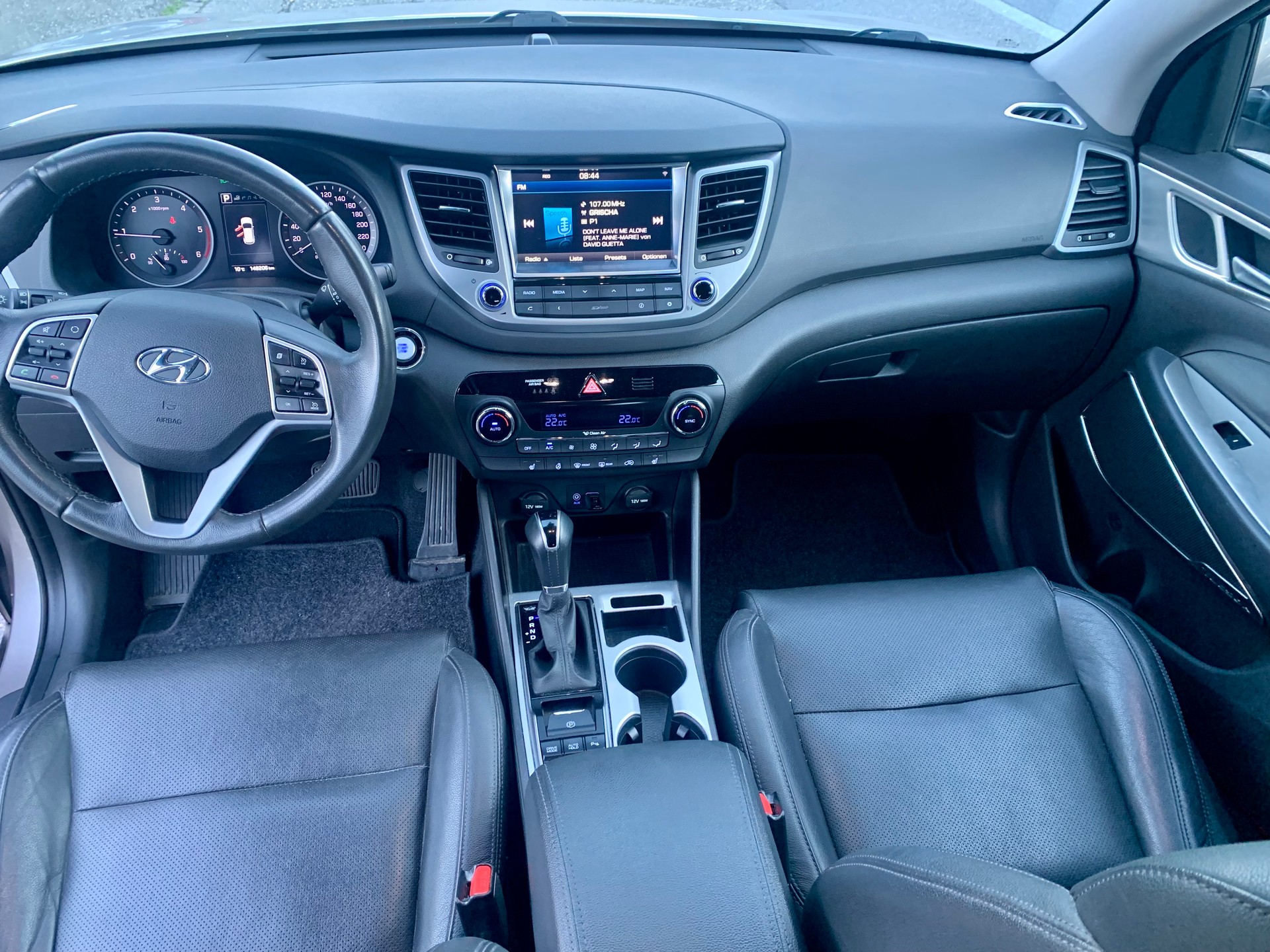 HYUNDAI Tucson 2.0 CRDI Plena 4WD Automatic-image-6