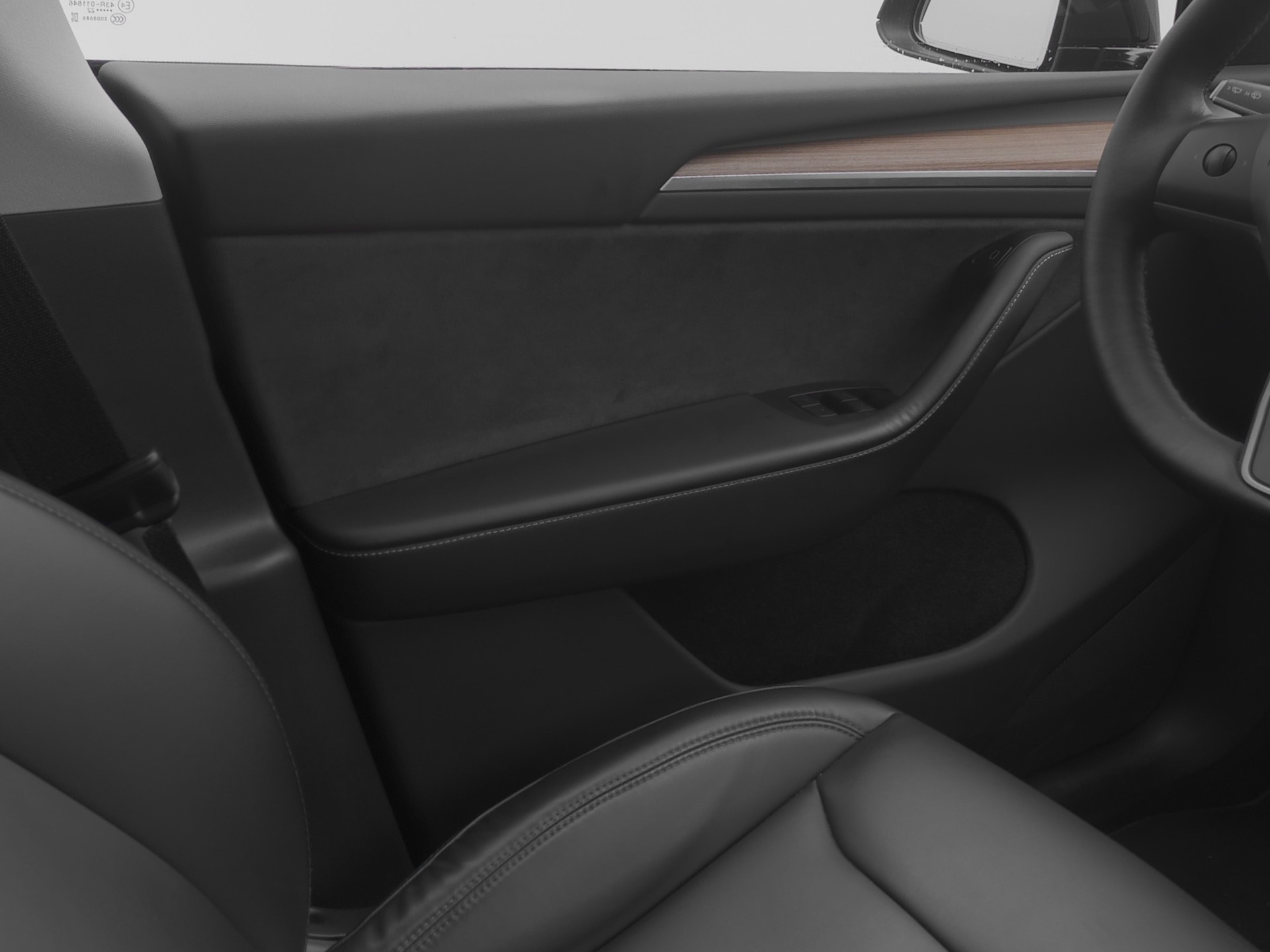 TESLA Model Y Performance-image-8