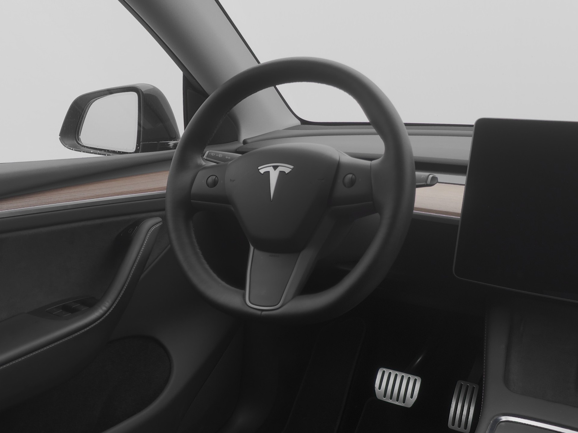 TESLA Model Y Performance-image-5