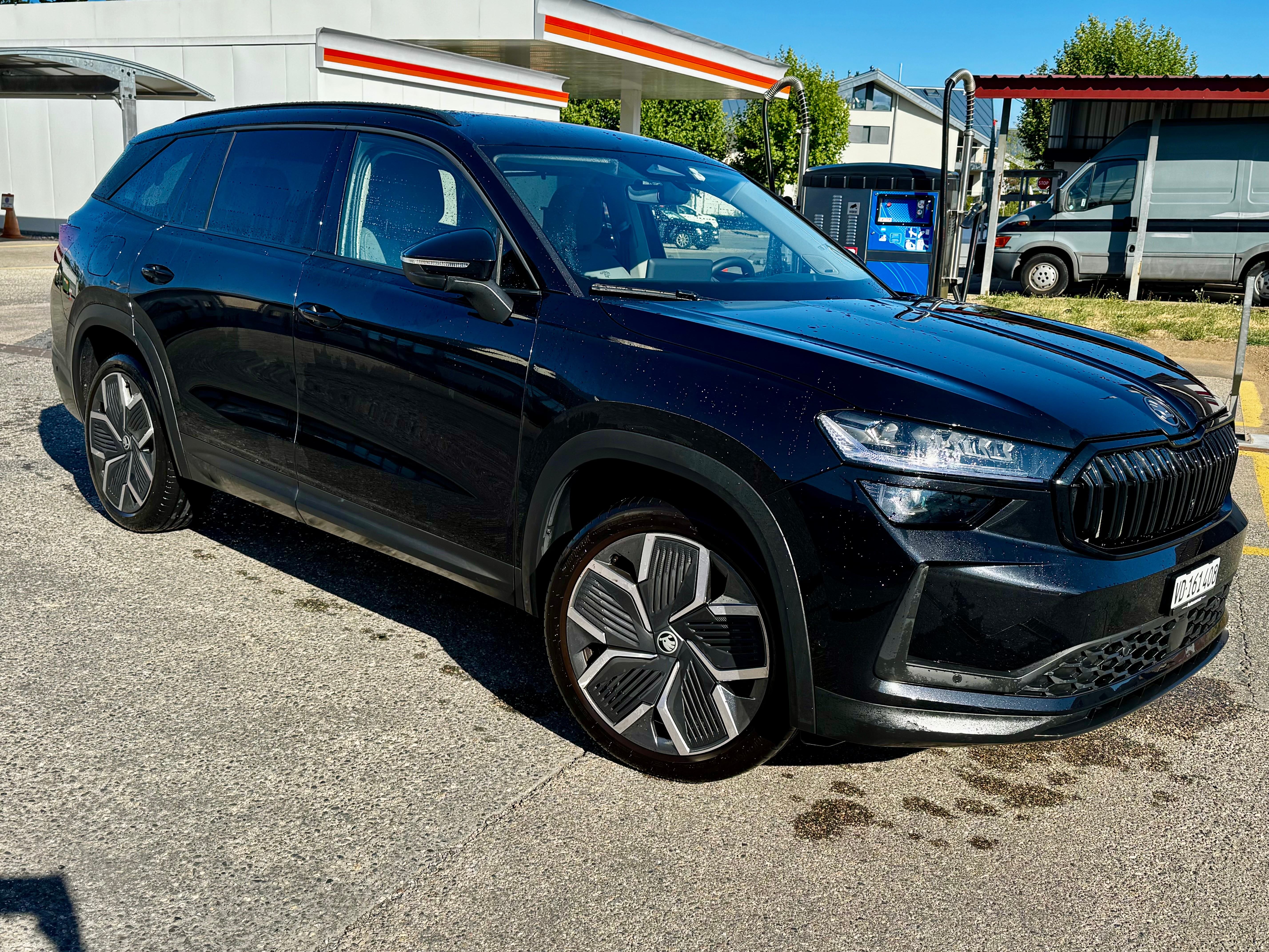 Car photo