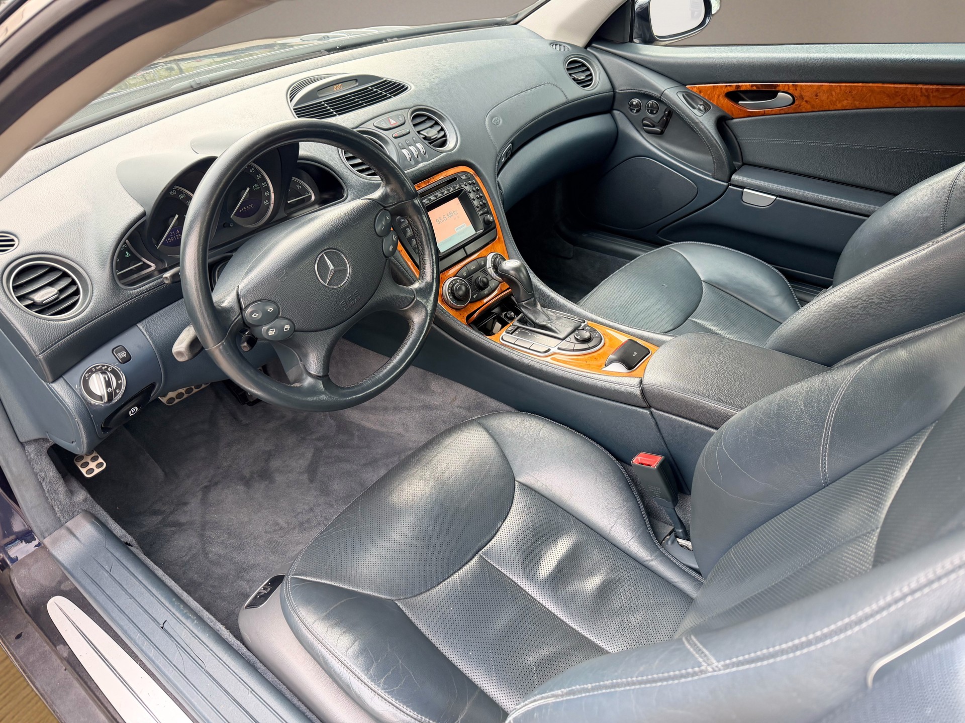MERCEDES-BENZ SL 500 Automatic-image-10