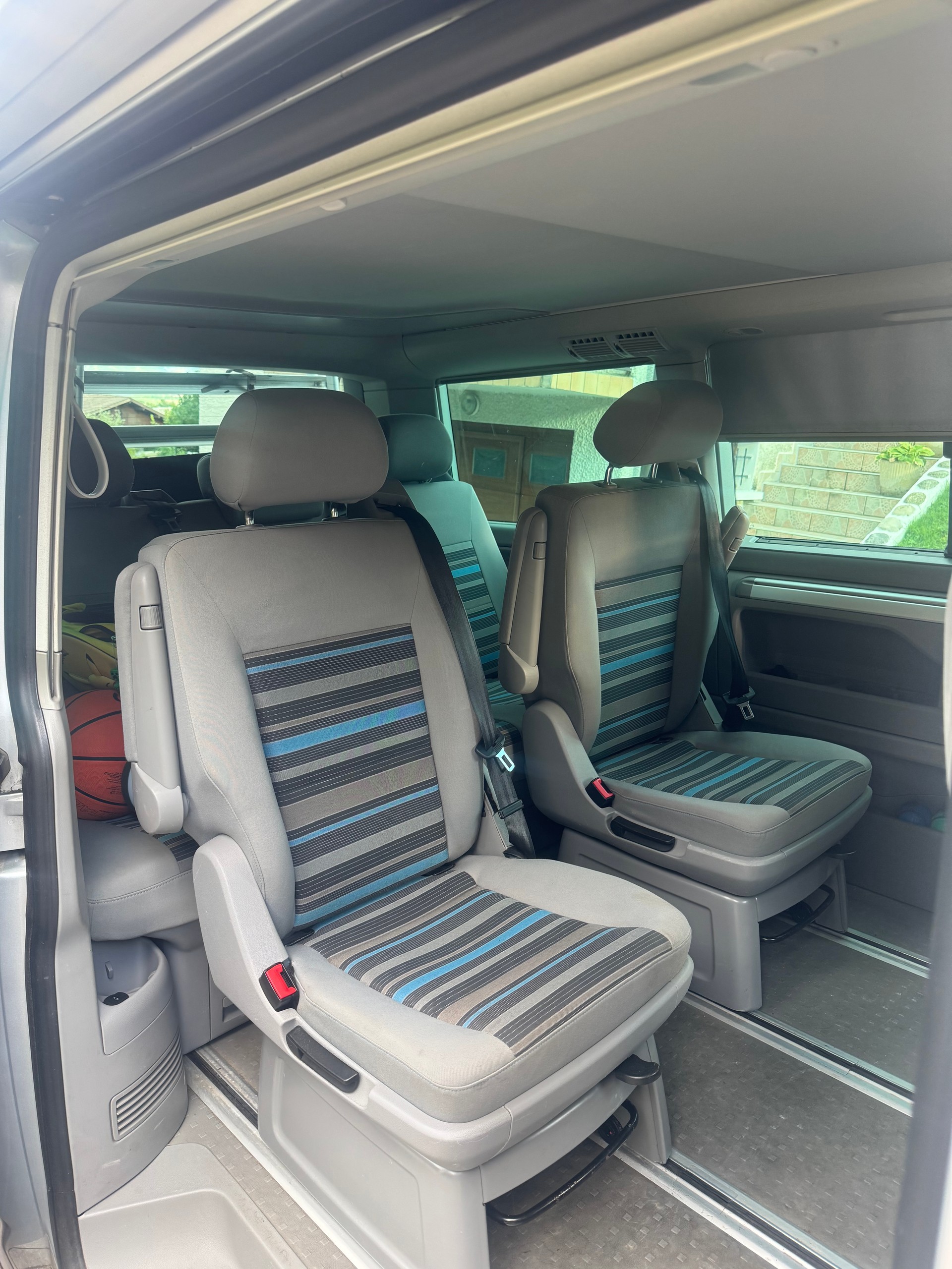 VW 2.0 TDI 140 Beach-image-2