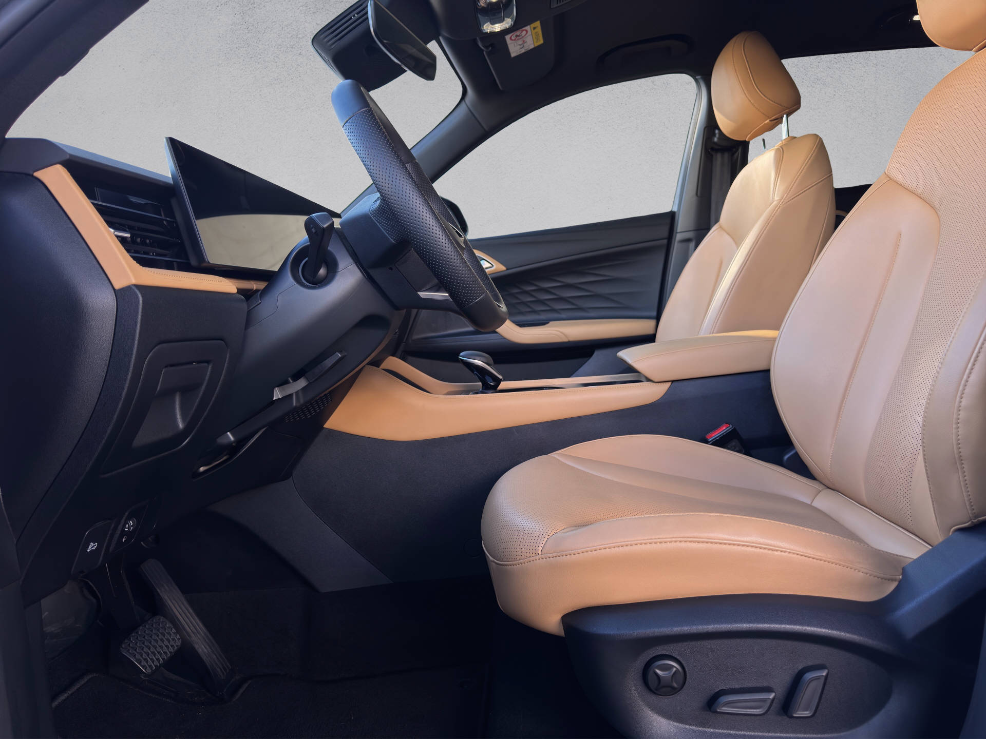MG HS 1.5 Vti-Tech Luxury-image-8