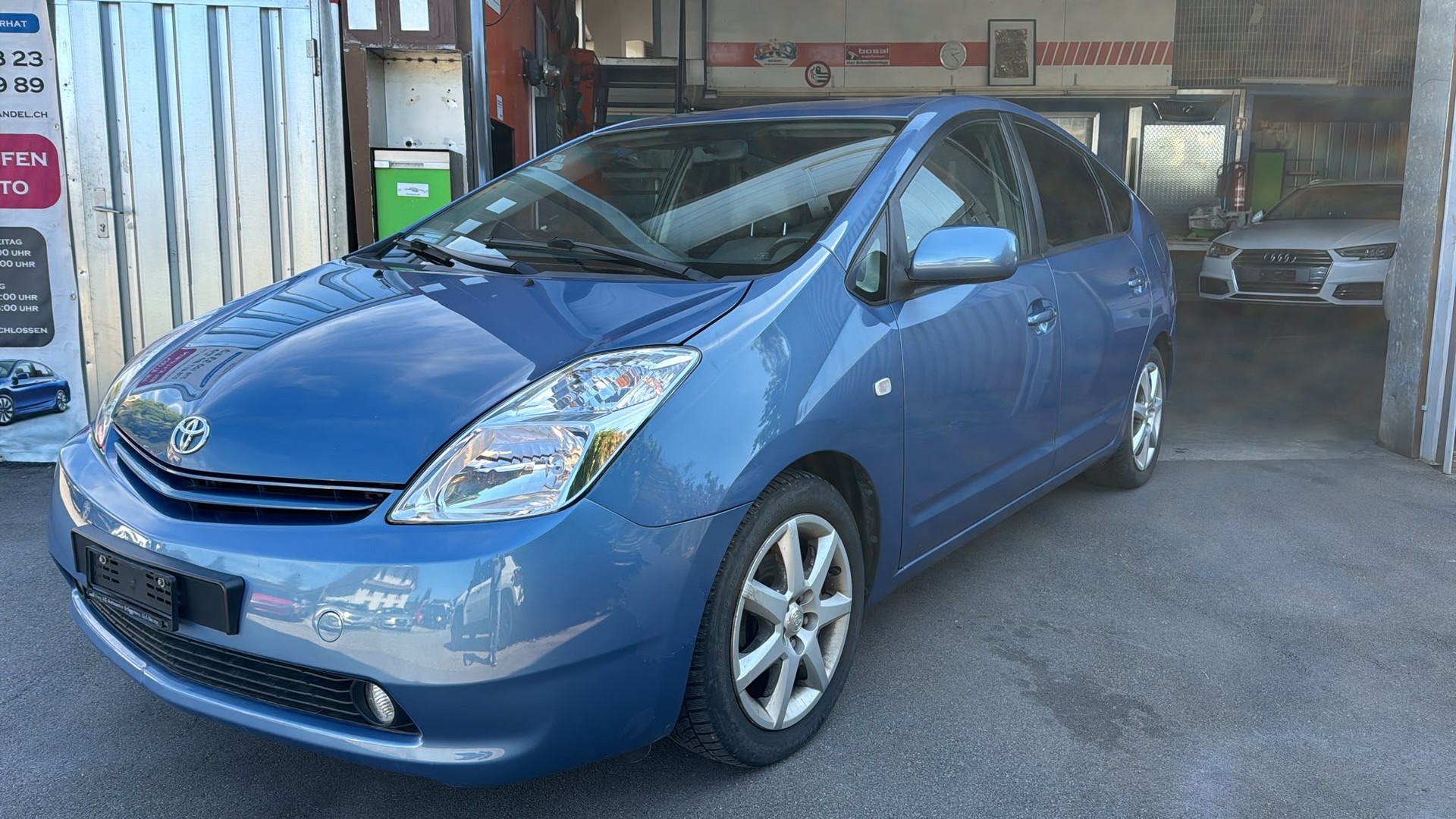TOYOTA Prius 1.5 16V Hybrid-image-1