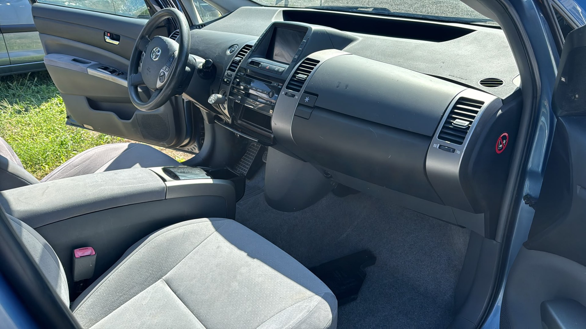 TOYOTA Prius 1.5 16V Hybrid-image-5