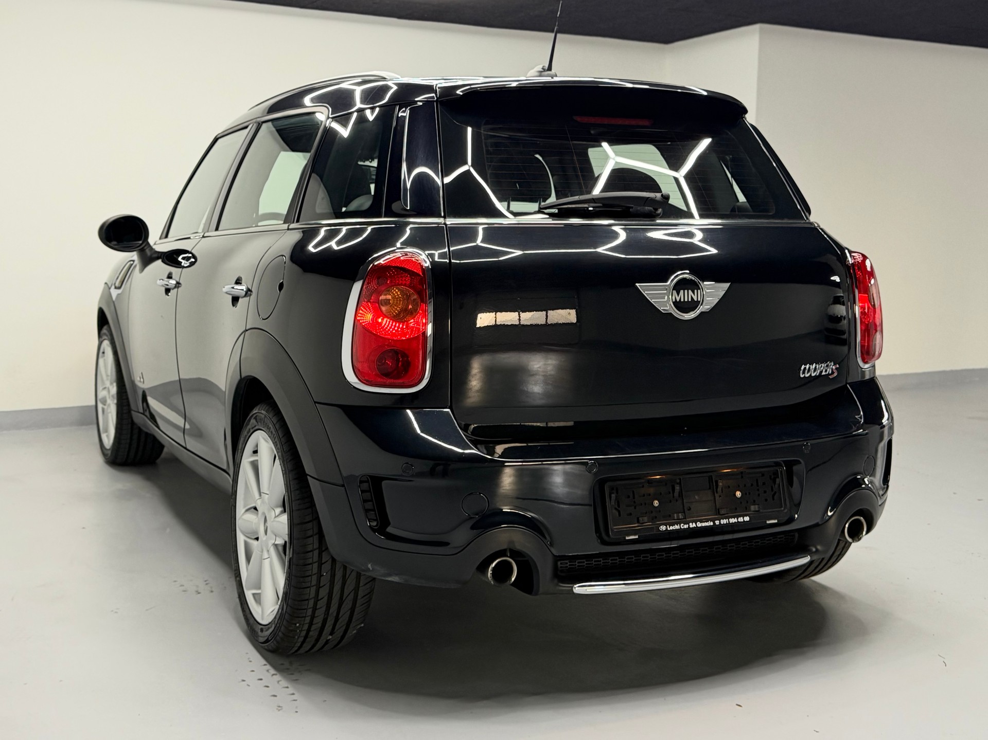 MINI Countryman Cooper S ALL4 Steptronic-image-6