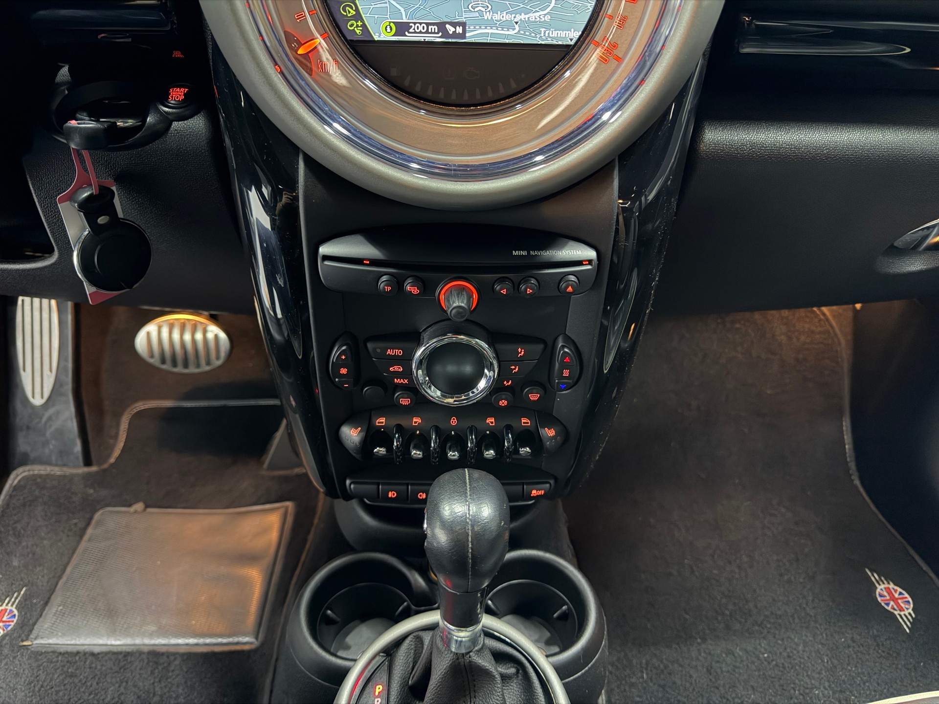 MINI Countryman Cooper S ALL4 Steptronic-image-18