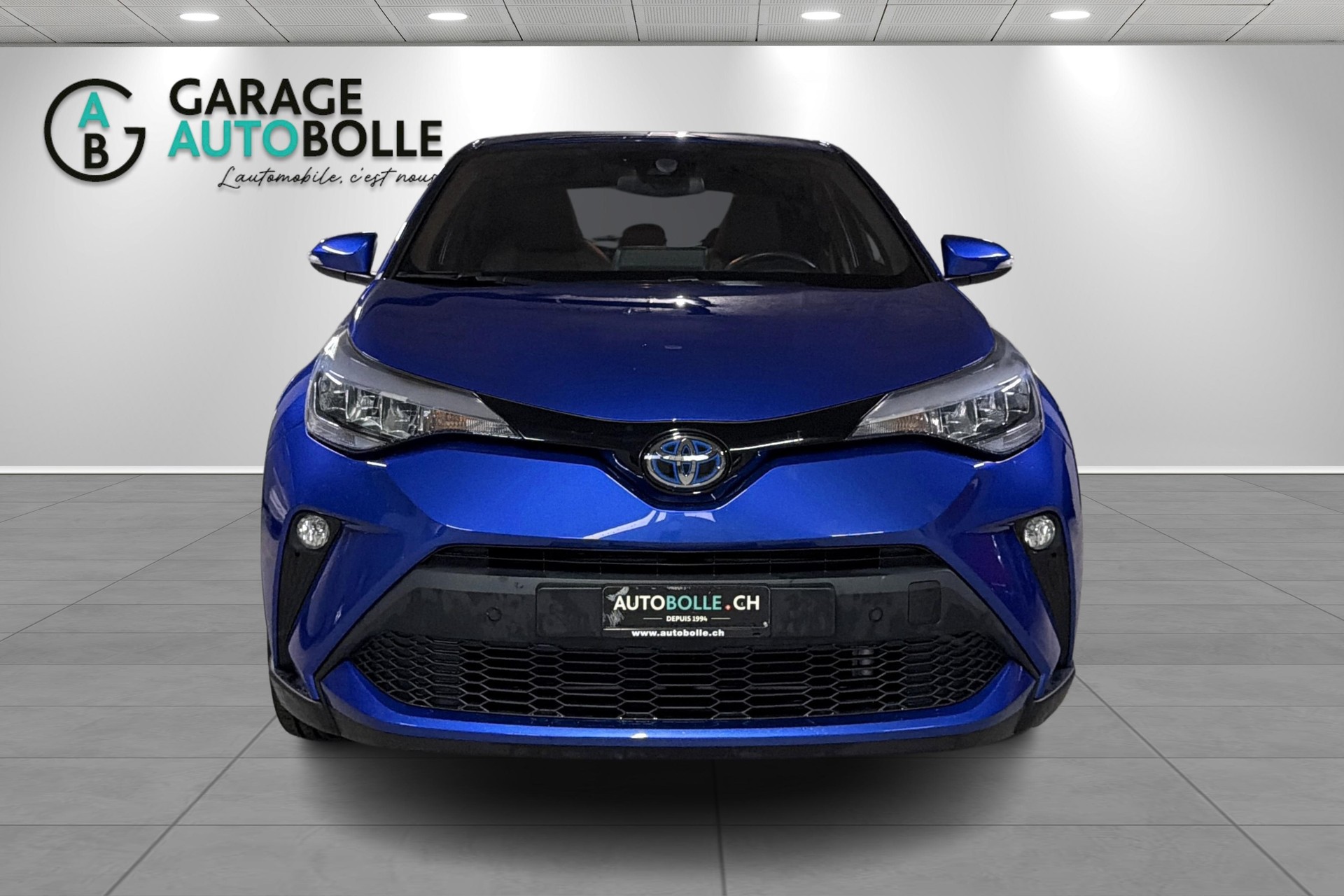 TOYOTA C-HR 1.8 HSD CVT Trend-showroom-element-1