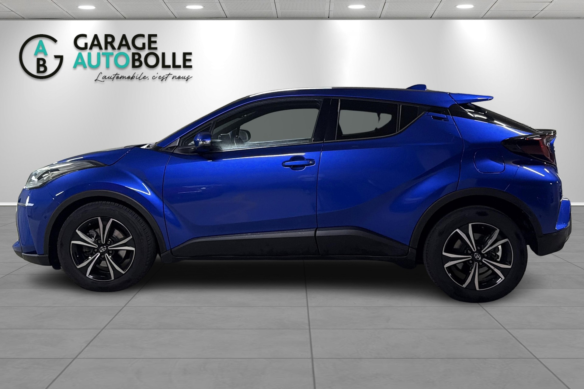 TOYOTA C-HR 1.8 HSD CVT Trend-image-6