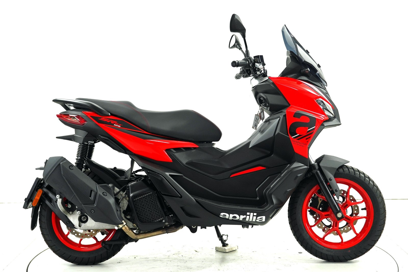 APRILIA SR 125 GT ABS-showroom-element-3