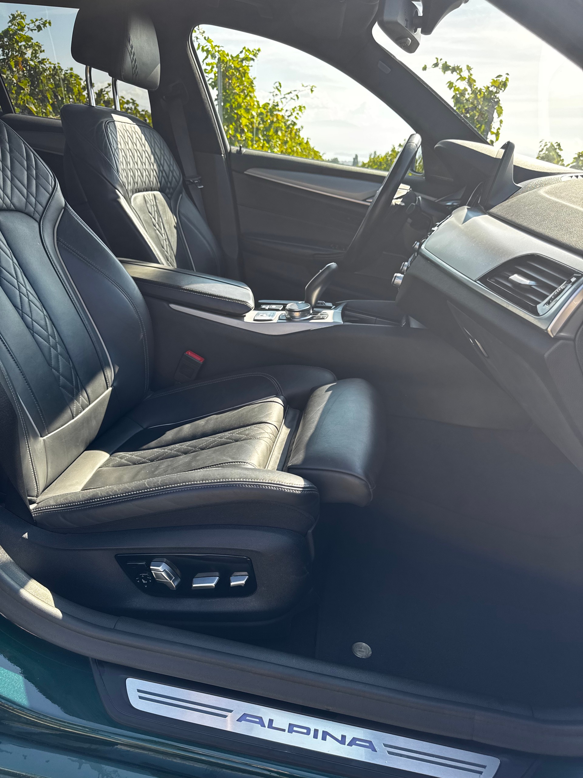 BMW-ALPINA 3.0 Biturbo 4x4-image-14