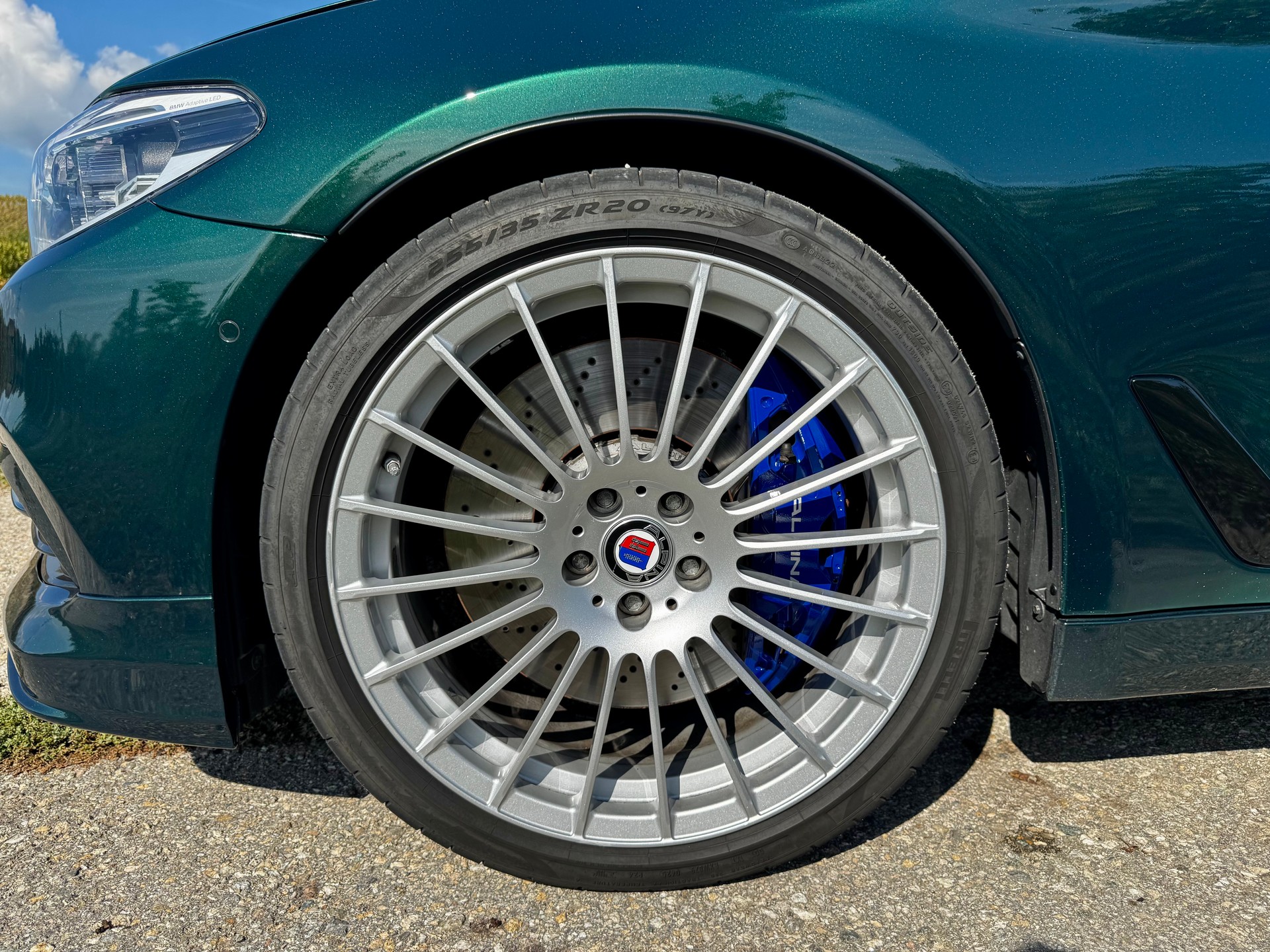 BMW-ALPINA 3.0 Biturbo 4x4-image-2