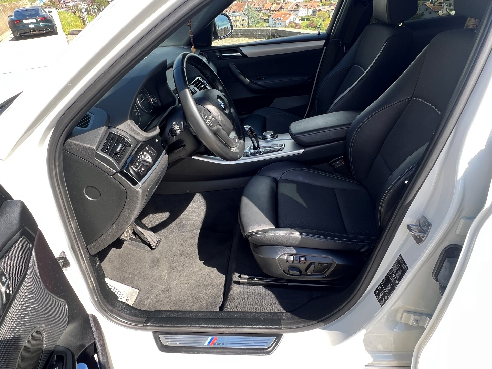 BMW X4 xDrive 20d xLine Steptronic-image-9