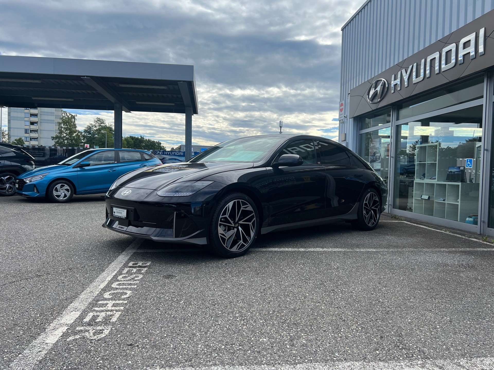 HYUNDAI Ioniq 6 77kWh Launch Edition 4WD-image-1
