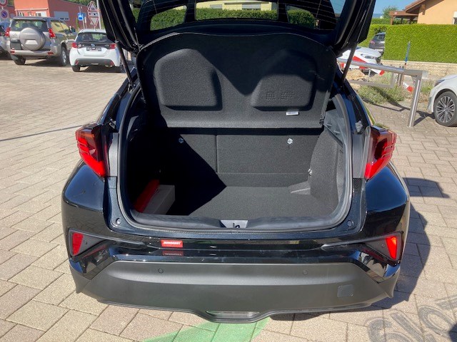 TOYOTA C-HR 1.8 HSD CVT Trend-image-6