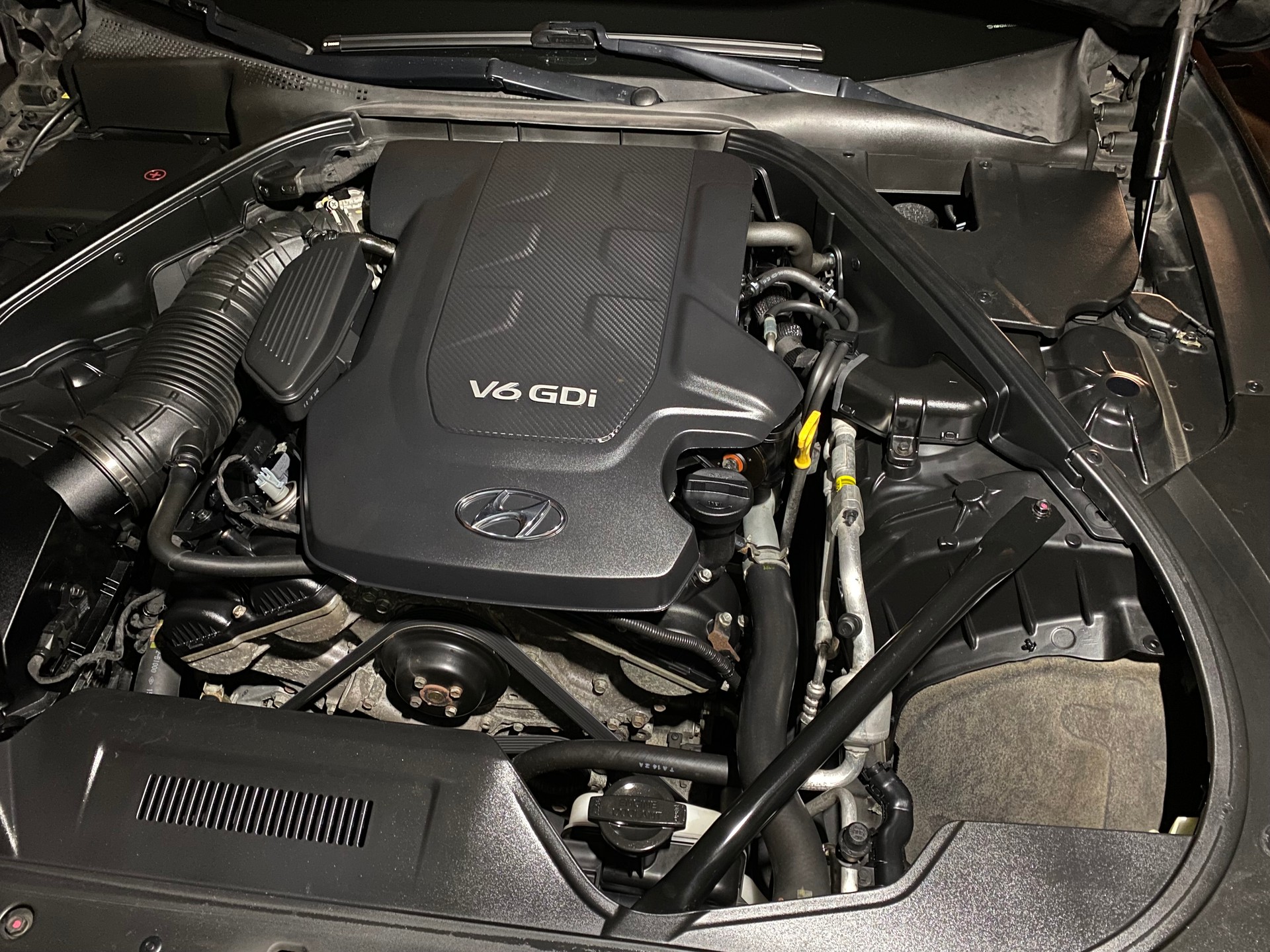 HYUNDAI Genesis Limousine 3.8 V6 HTRAC 4WD-image-7