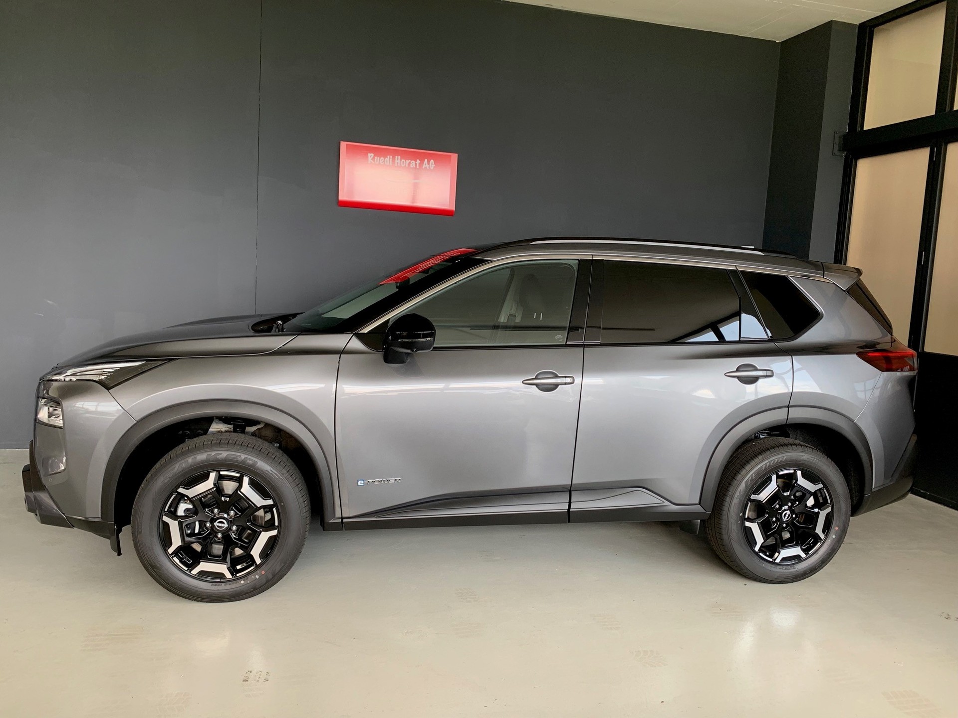 NISSAN X-Trail 1.5 VC-T N-Trek e-4orce 7P-image-1