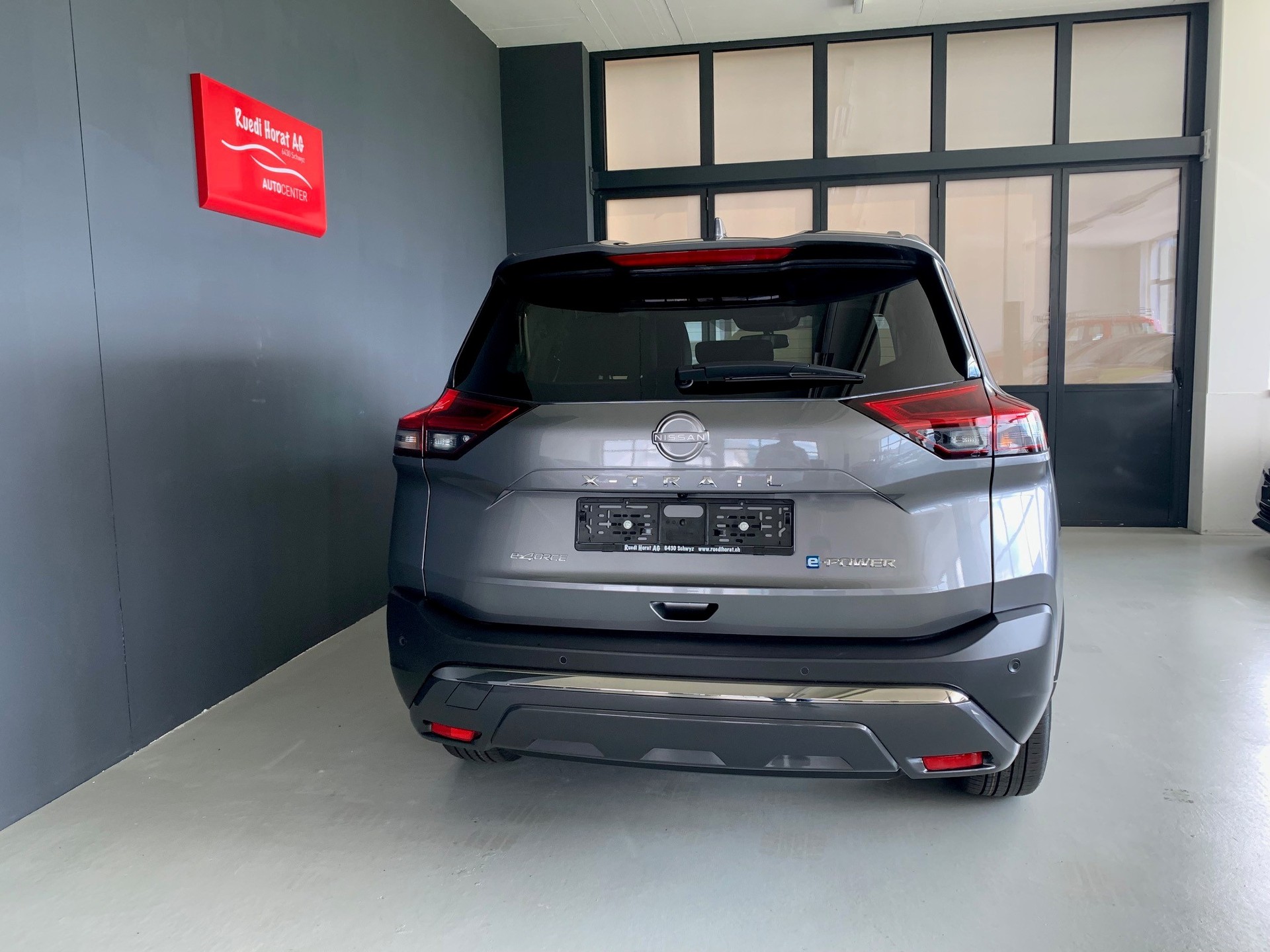 NISSAN X-Trail 1.5 VC-T N-Trek e-4orce 7P-image-5