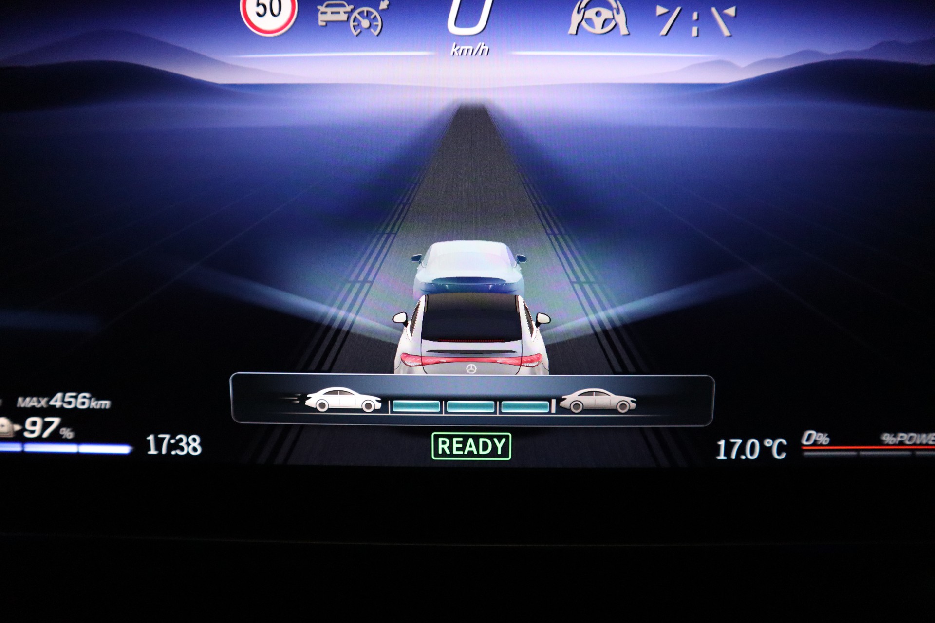 MERCEDES-BENZ EQE 43 AMG 4 Matic-image-12