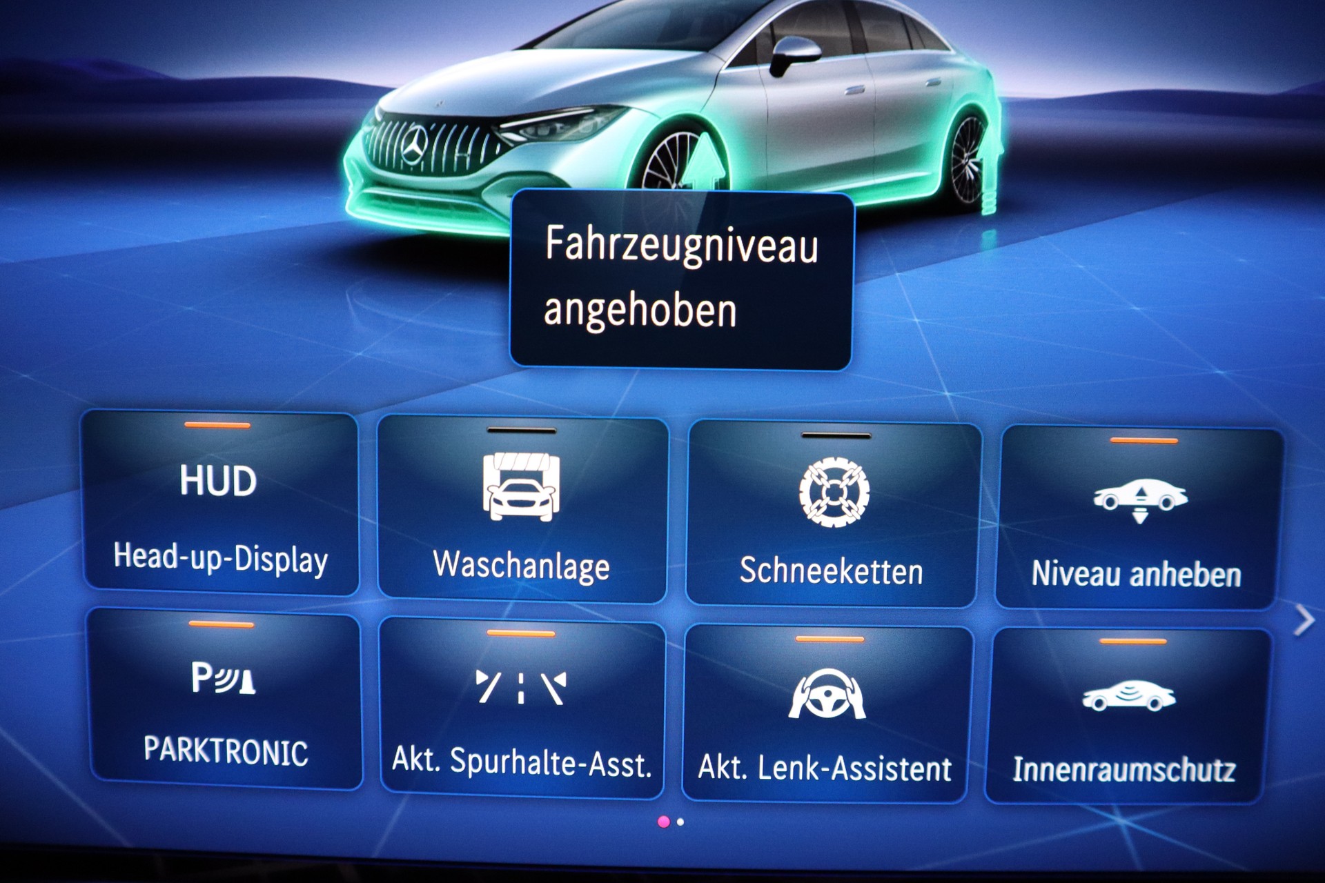 MERCEDES-BENZ EQE 43 AMG 4 Matic-image-16