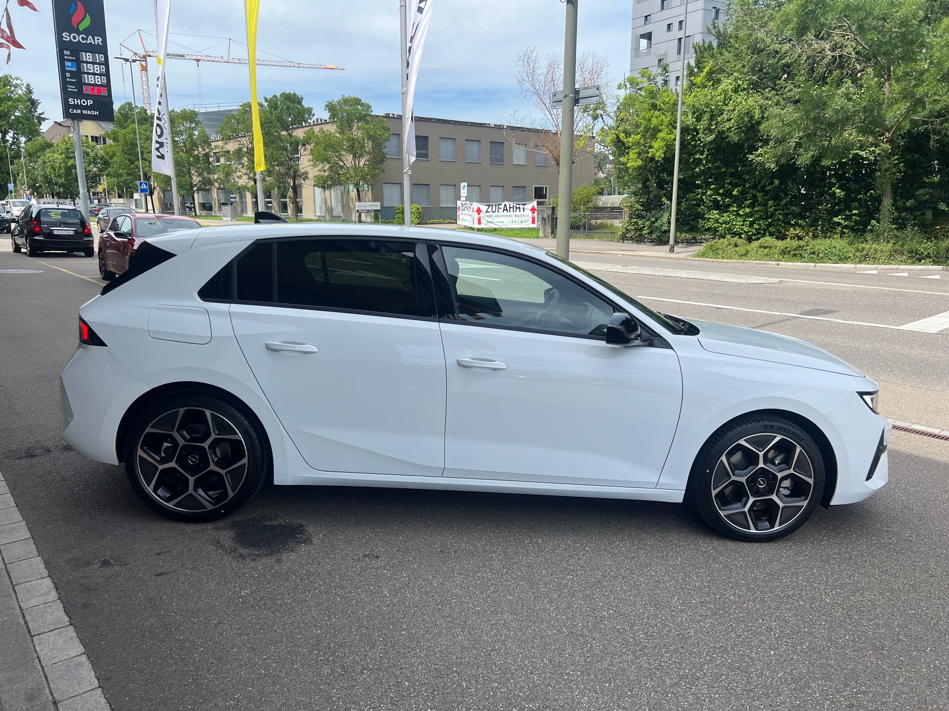 OPEL Astra 1.6 PHEV GS A-image-3