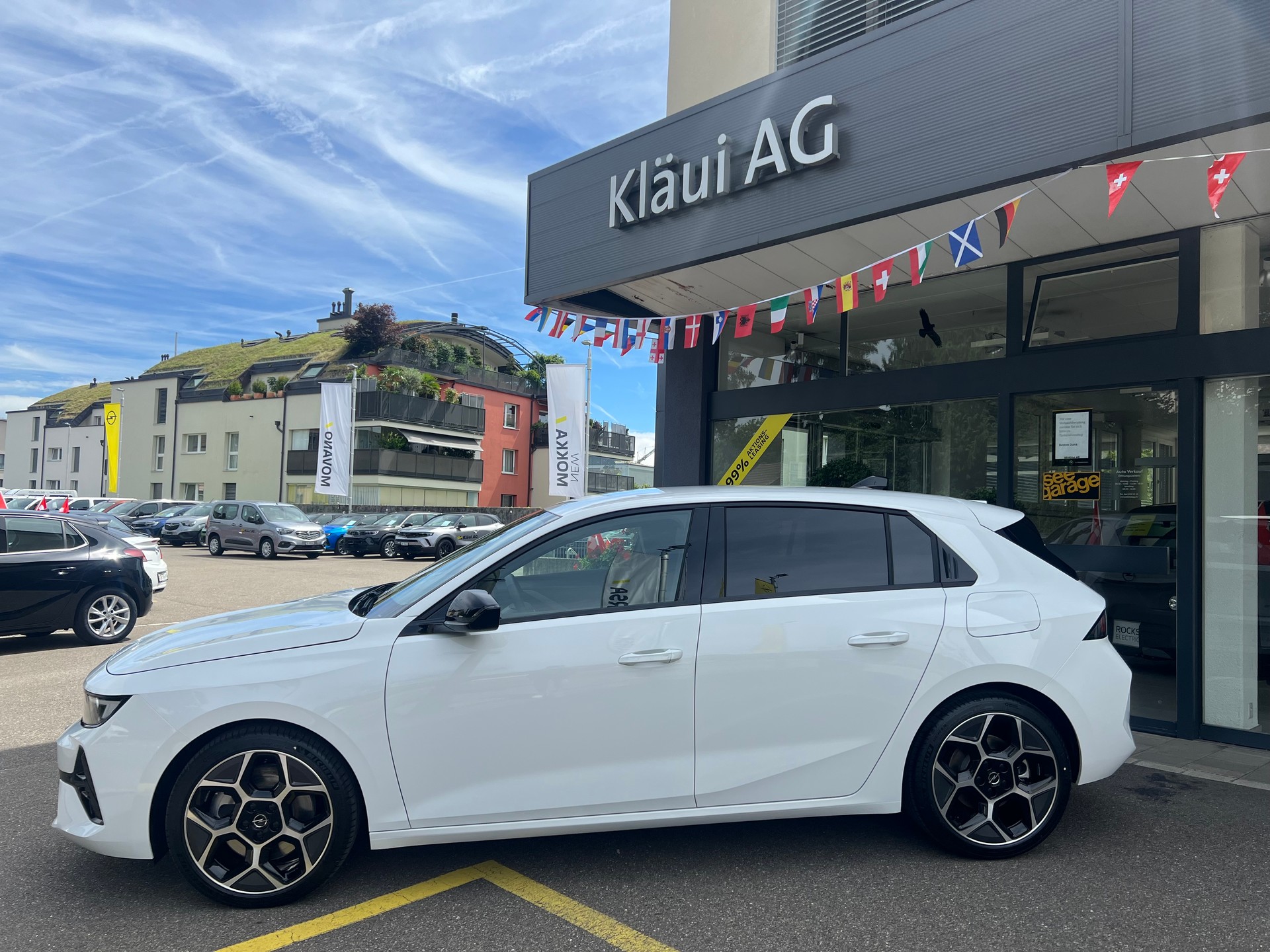 OPEL Astra 1.6 PHEV GS A-image-2