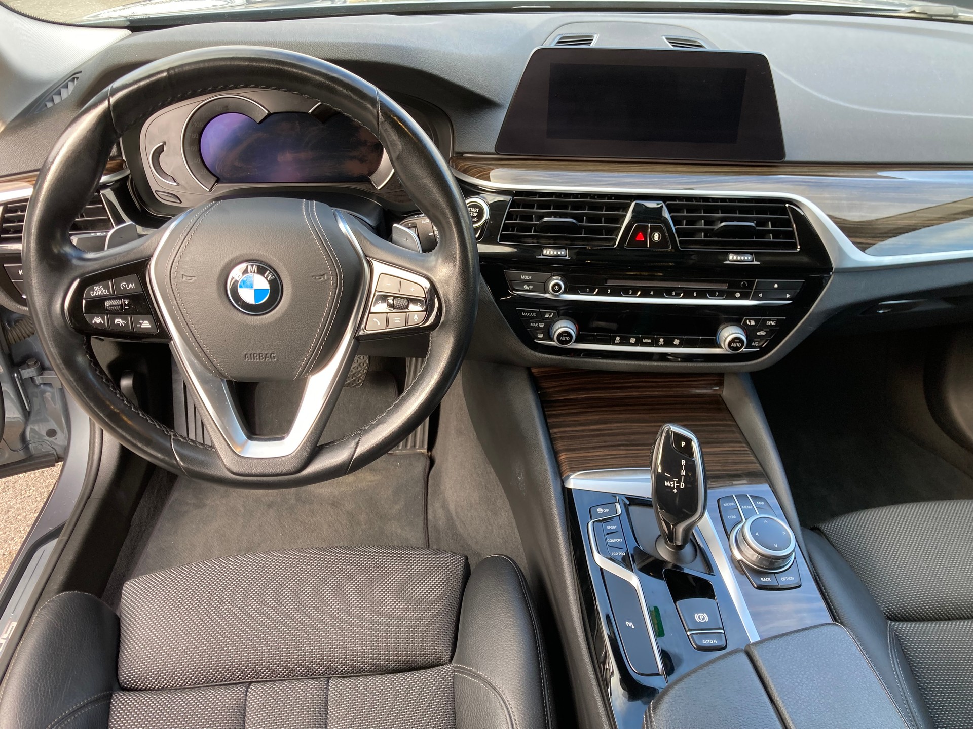 BMW 520d Touring Sport Edition Steptronic-image-11