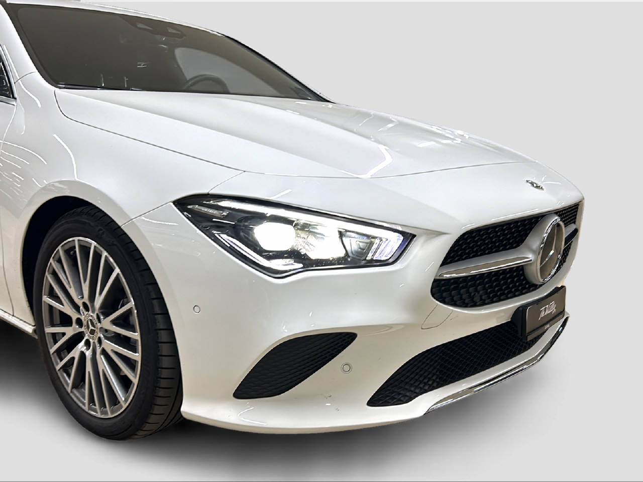 MERCEDES-BENZ CLA 180 d Progressive Shooting Brake-image-14