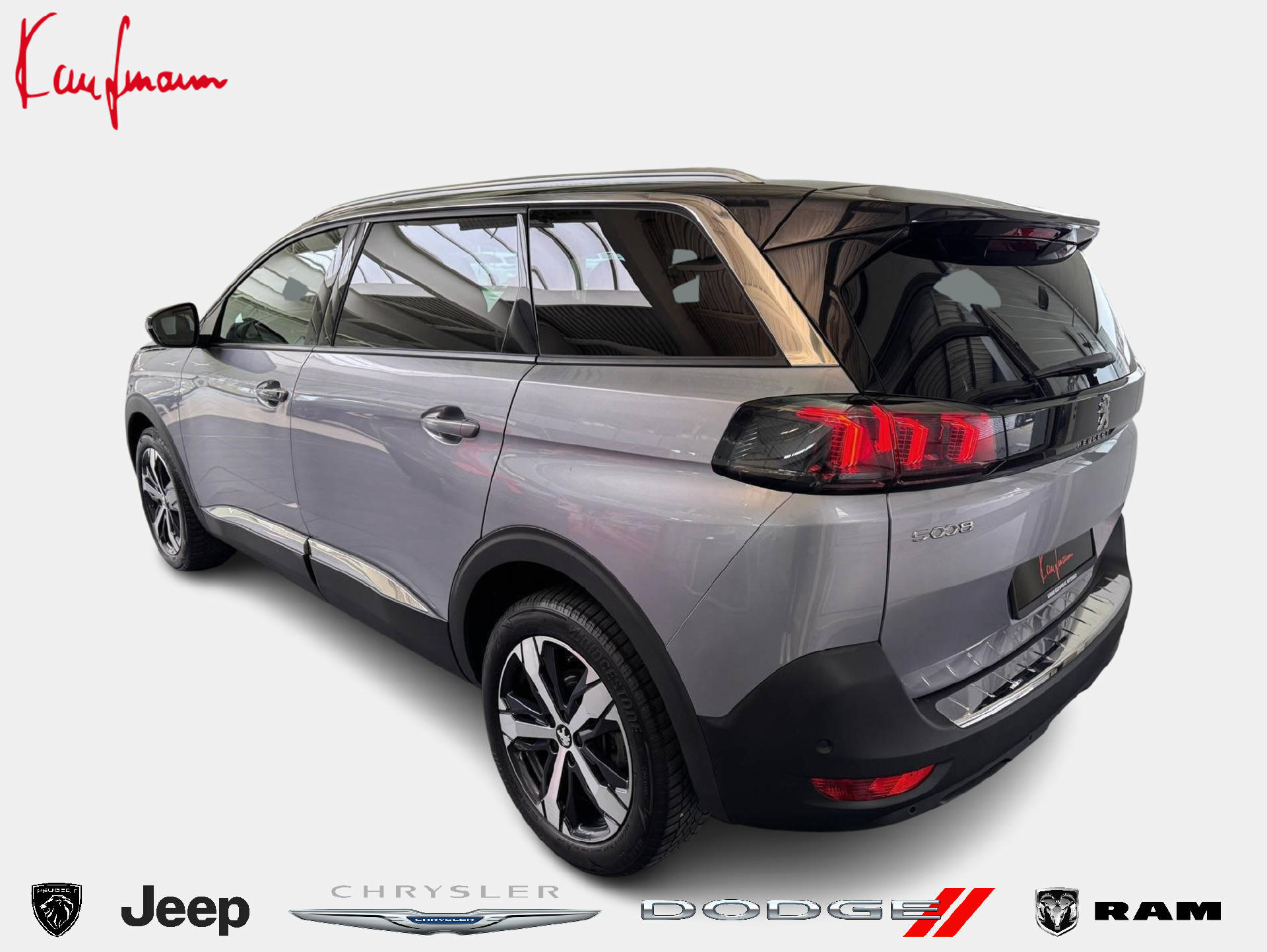 PEUGEOT 5008 1.5 BlueHDi Allure Pack-image-3