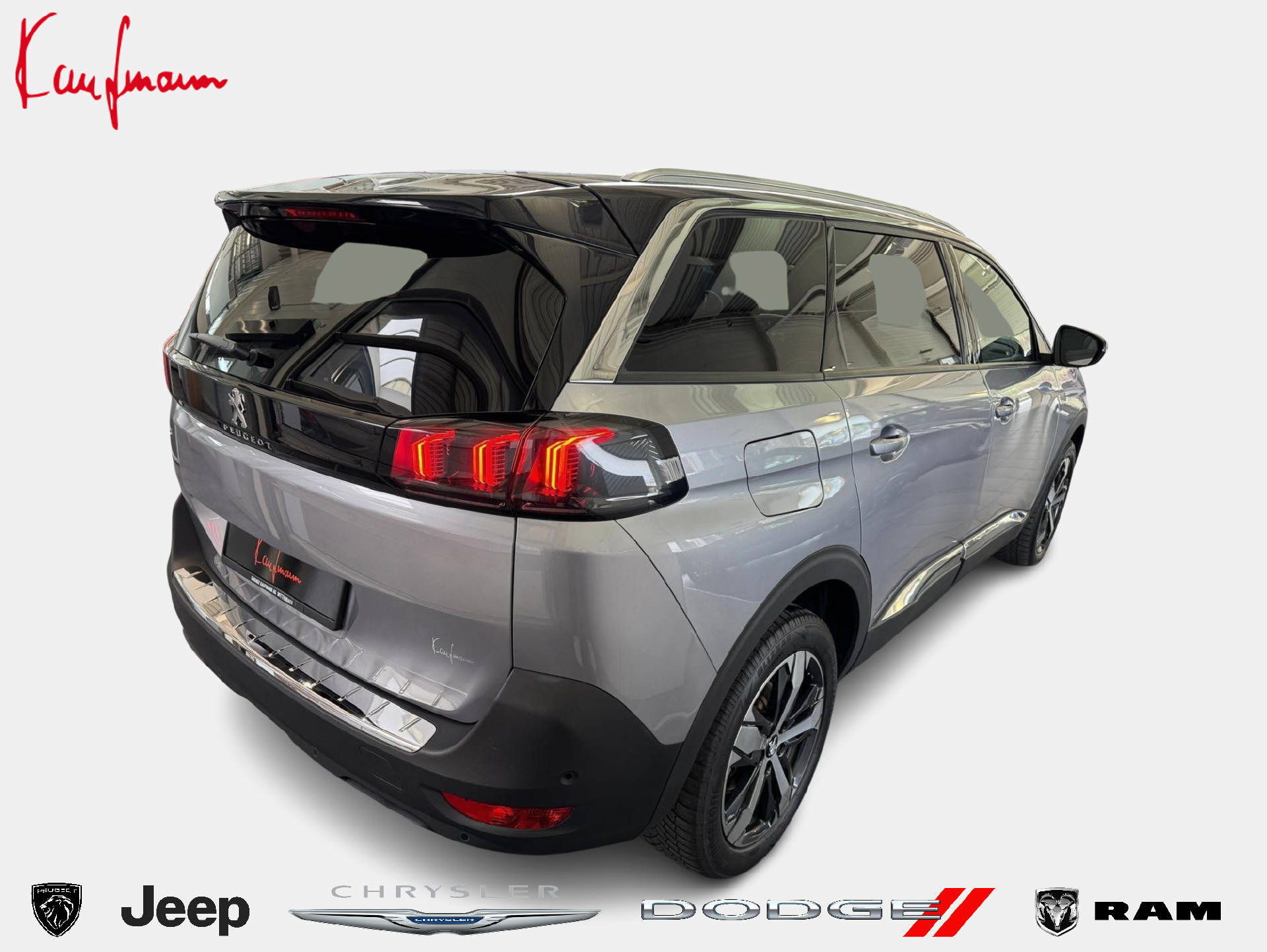 PEUGEOT 5008 1.5 BlueHDi Allure Pack-image-4