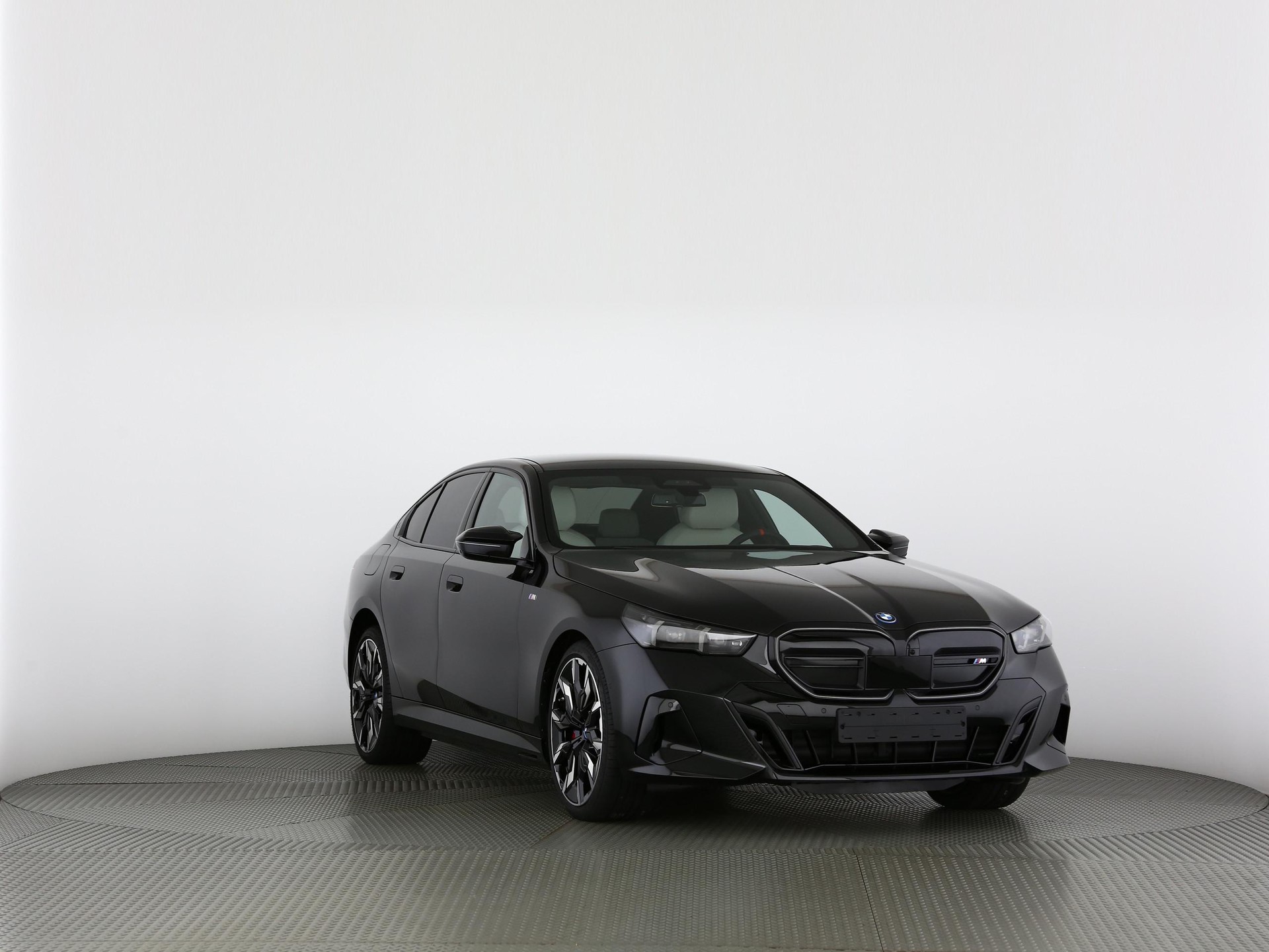 BMW i5 M60 xDrive-image-27